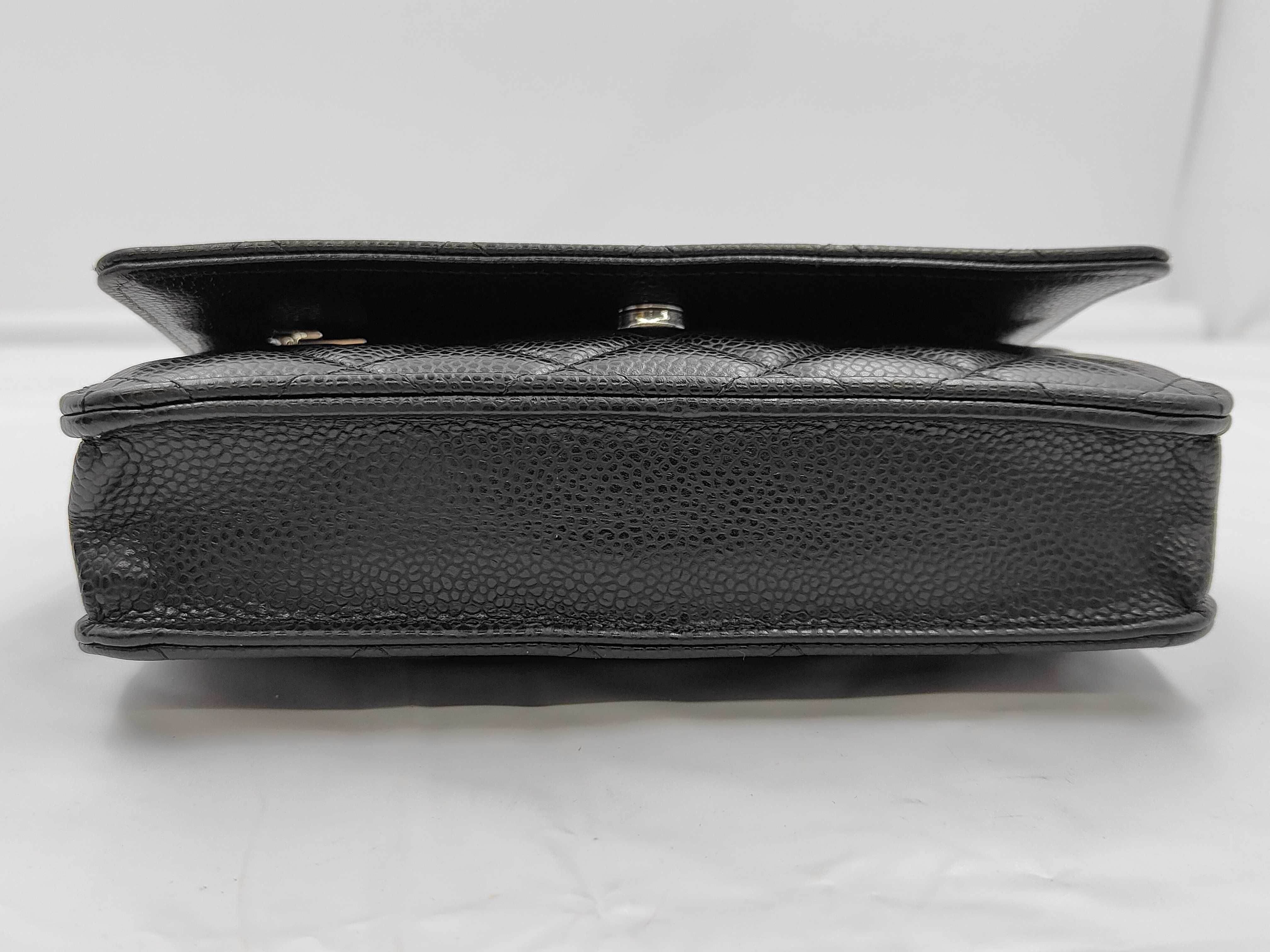 WOC Chain Bag Shoulder Bag — view 6