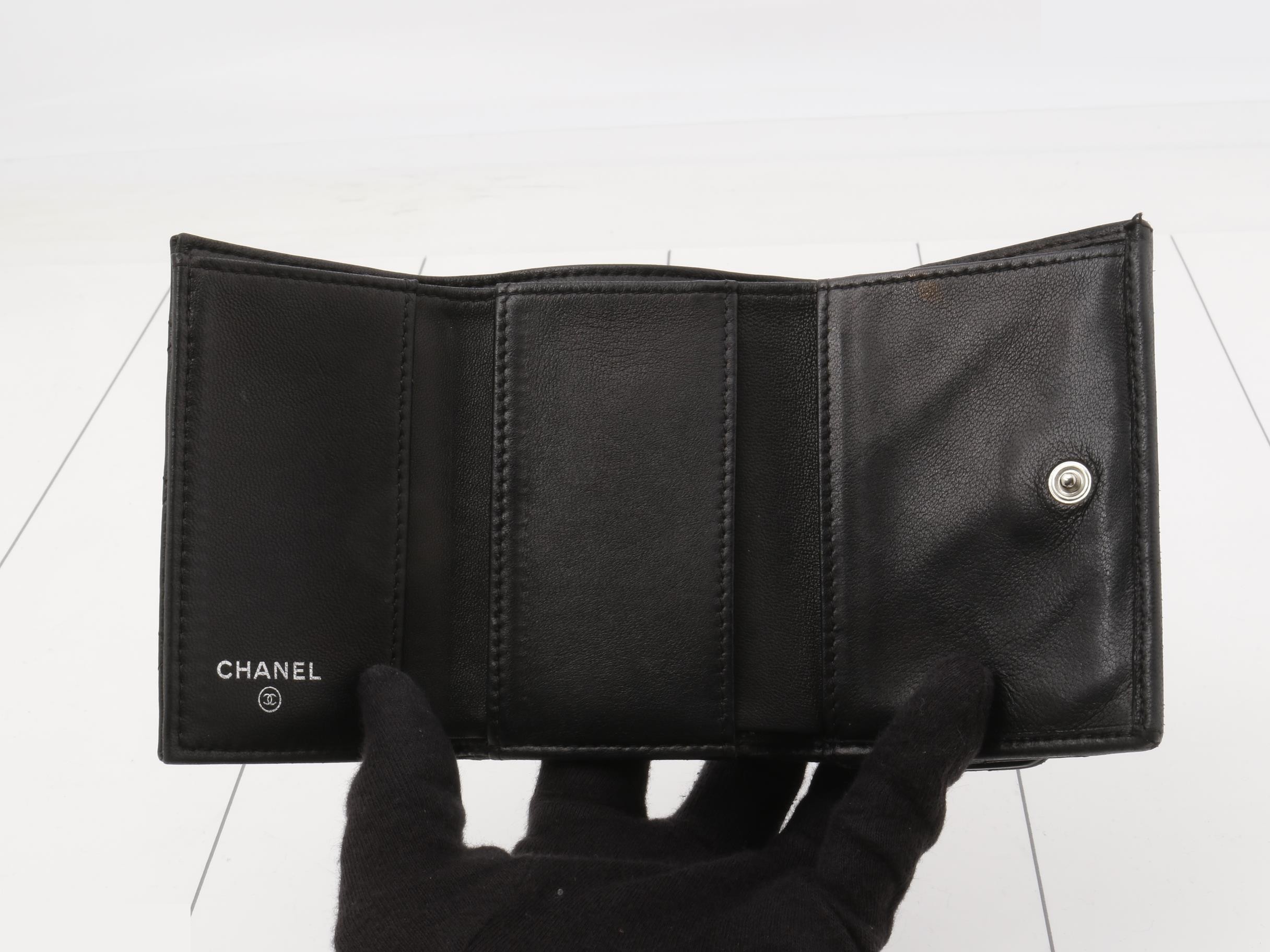 Matelassé (bags) and wallets — view 4