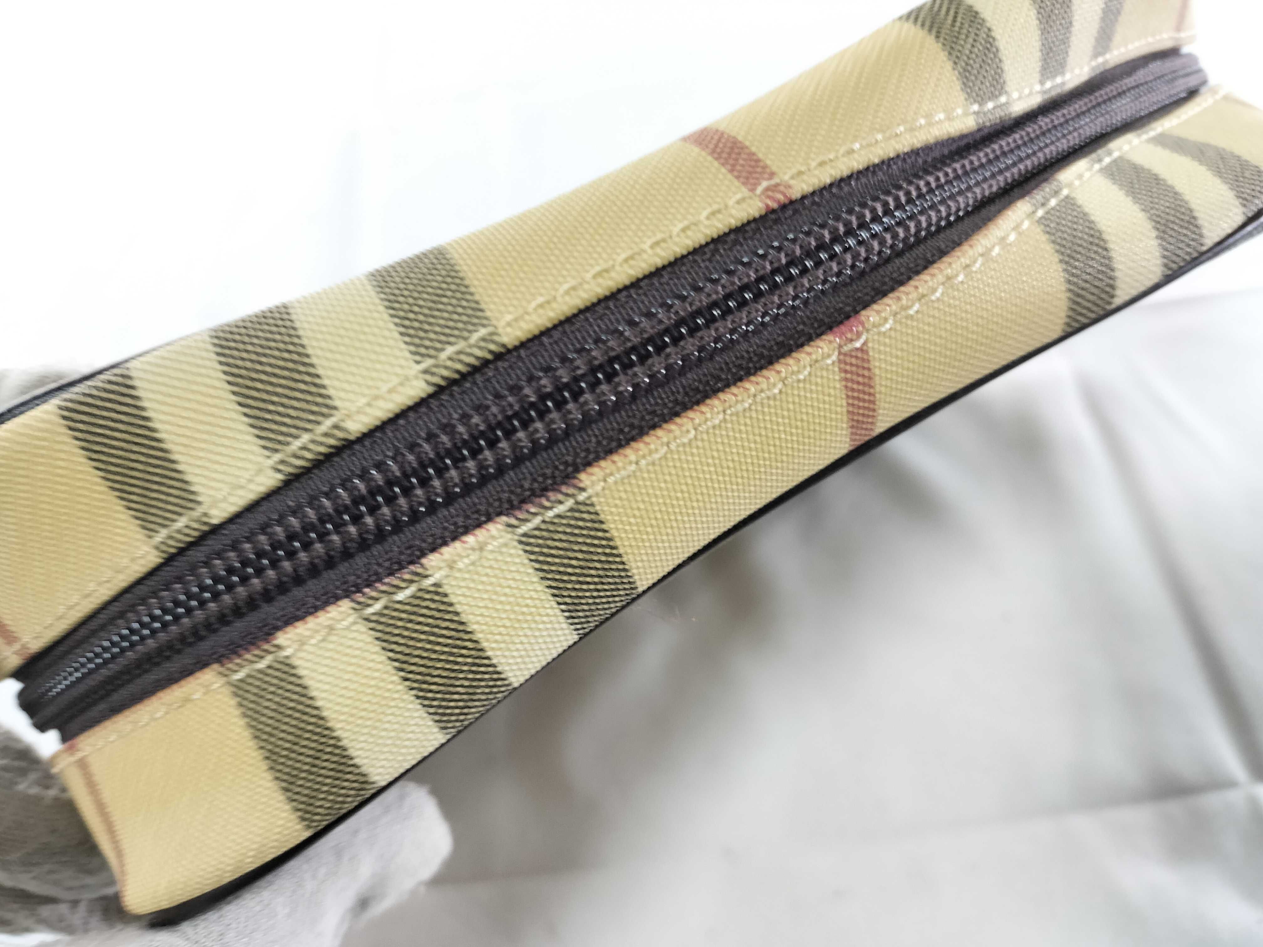 Nova Check Pouch — view 3