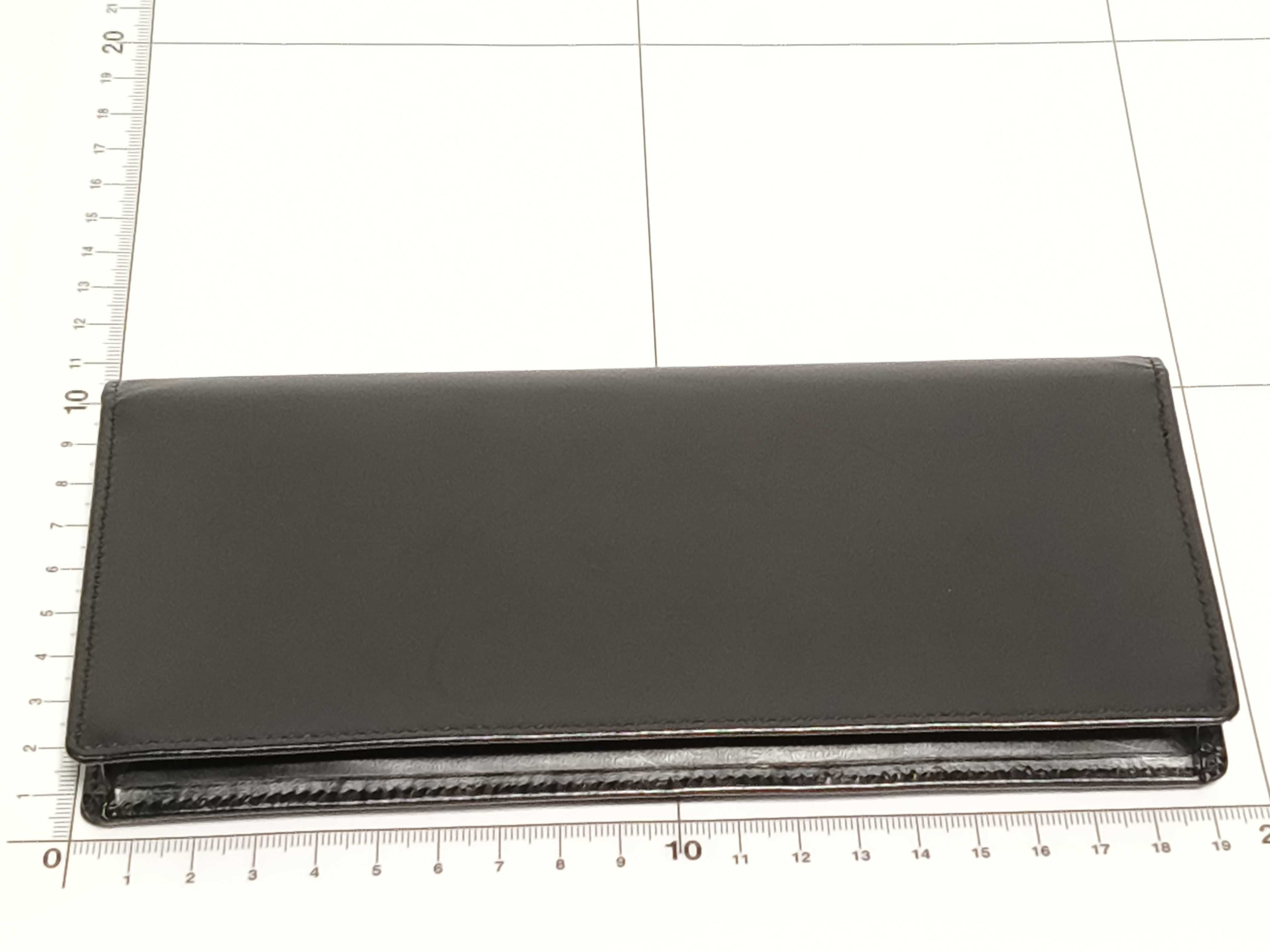 long wallet — view 2