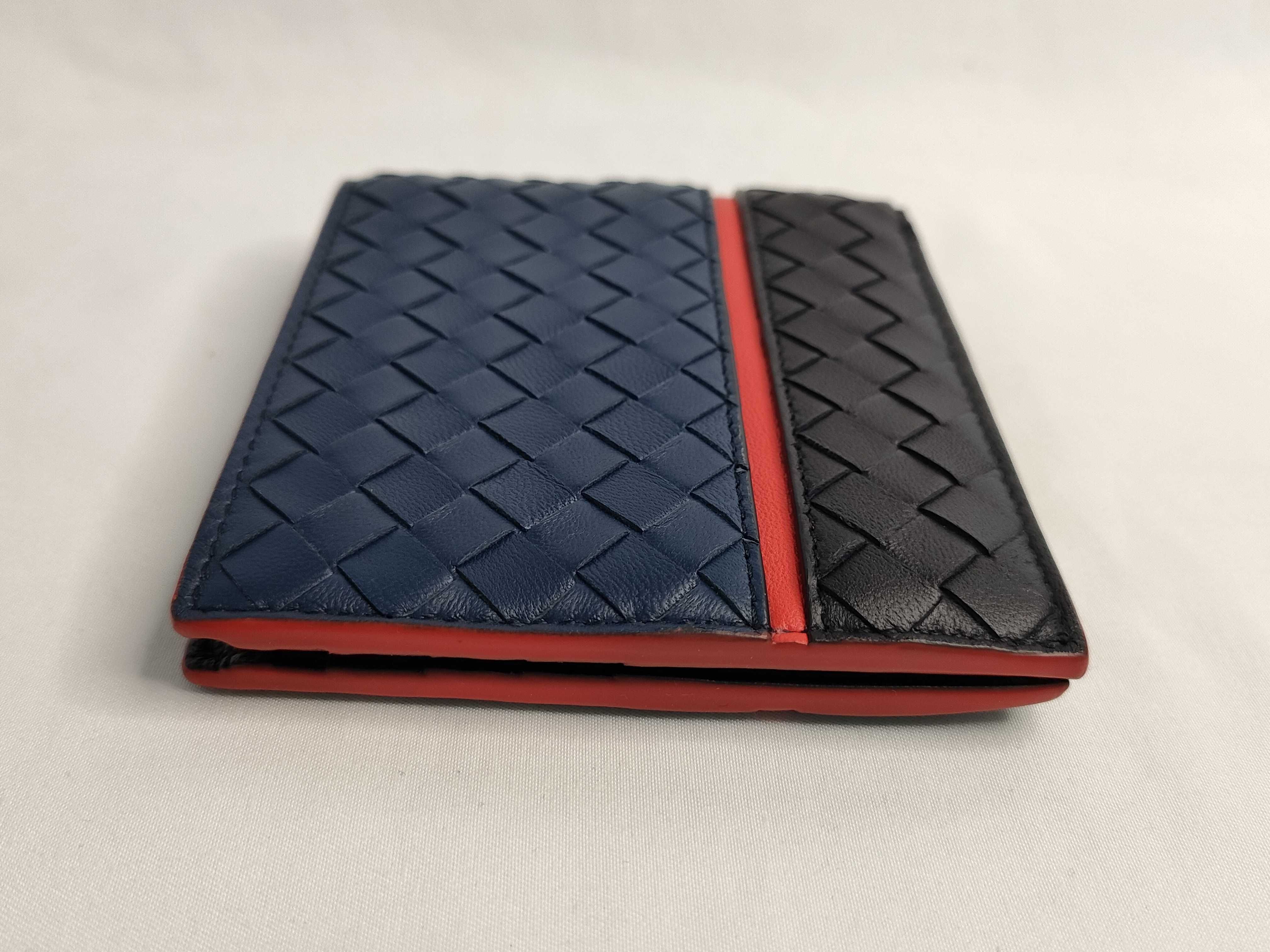 Intrecciato Leather Bi-fold Wallet, Two-tone Billfold — view 5