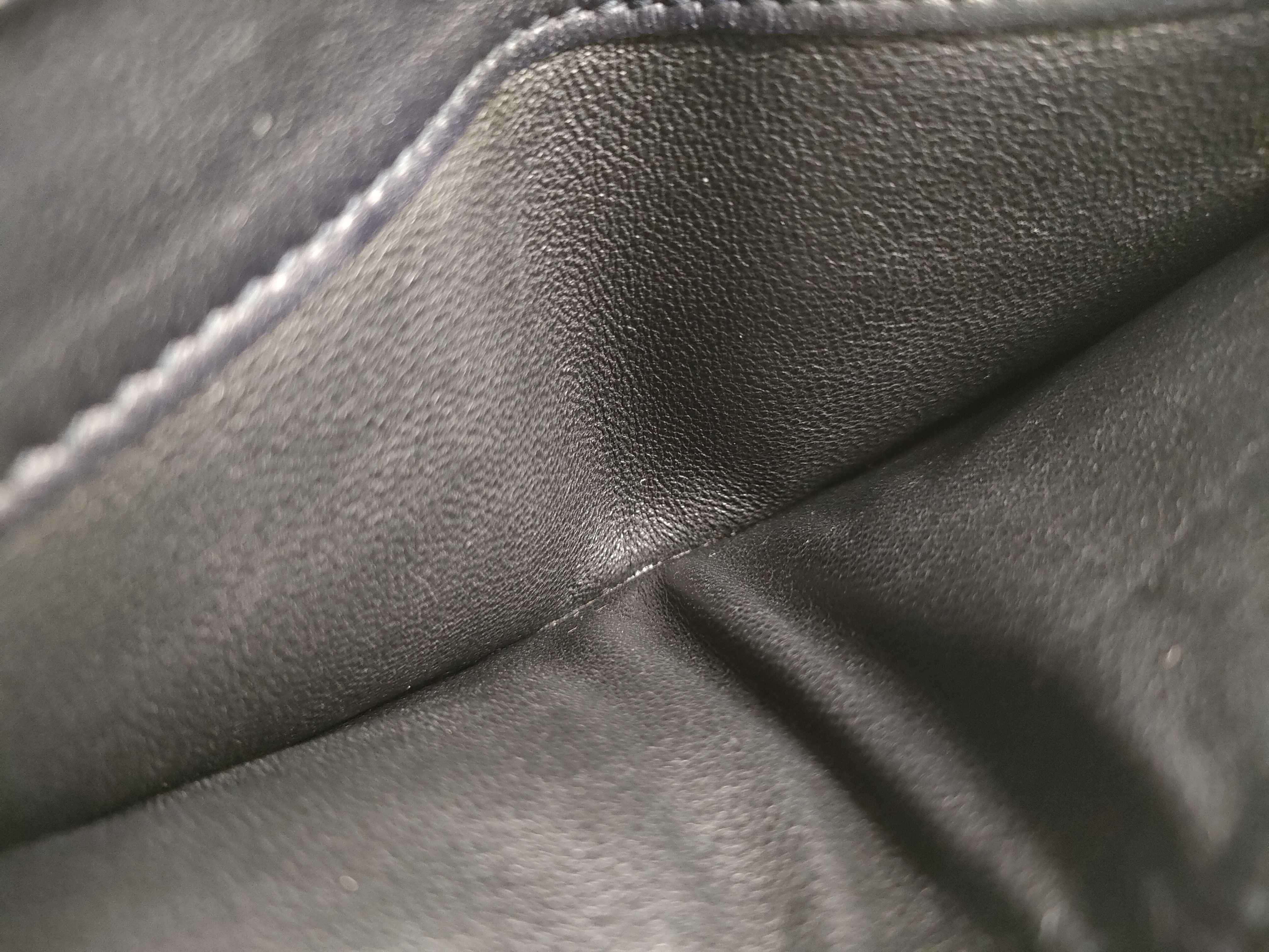 Intrecciato Leather Bi-fold Wallet, Two-tone Billfold — view 9
