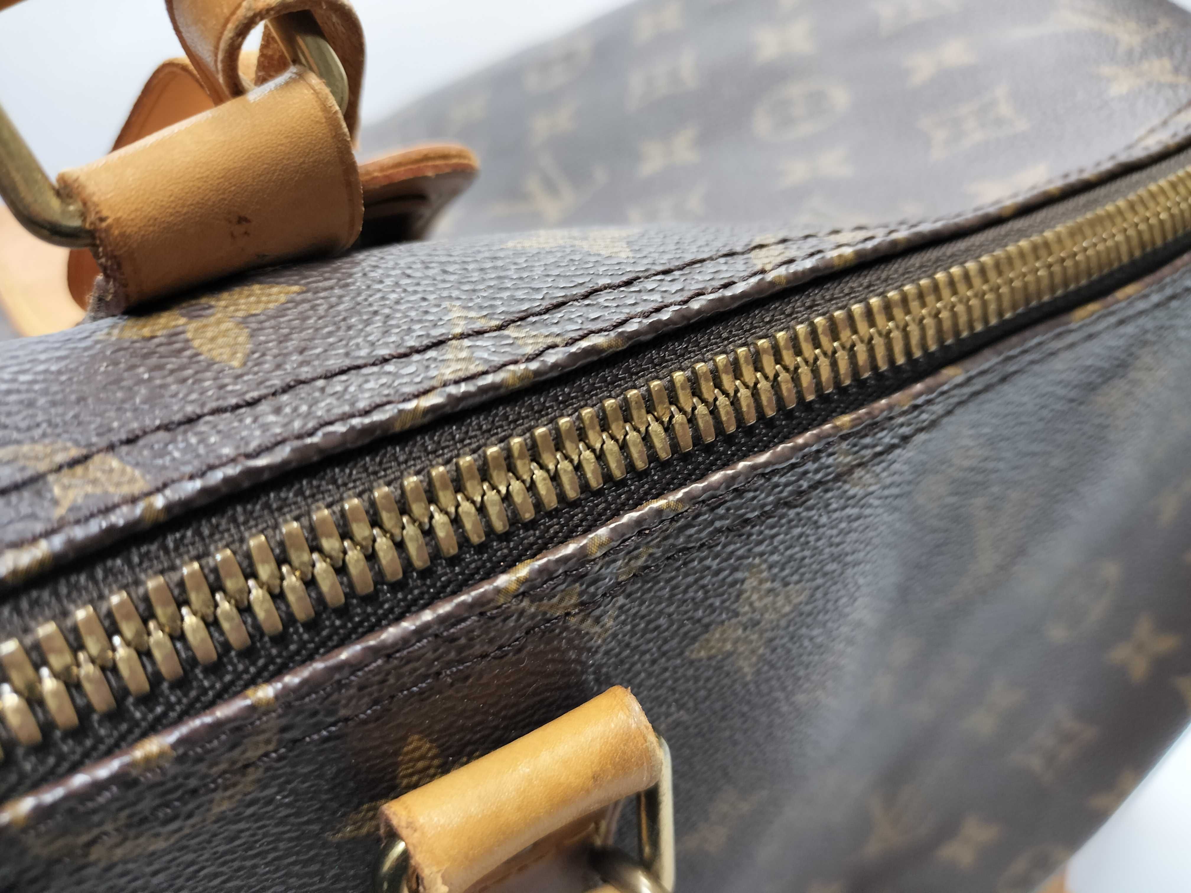 Monogram Keepall Bandoulière 55 Boston Bag — view 11