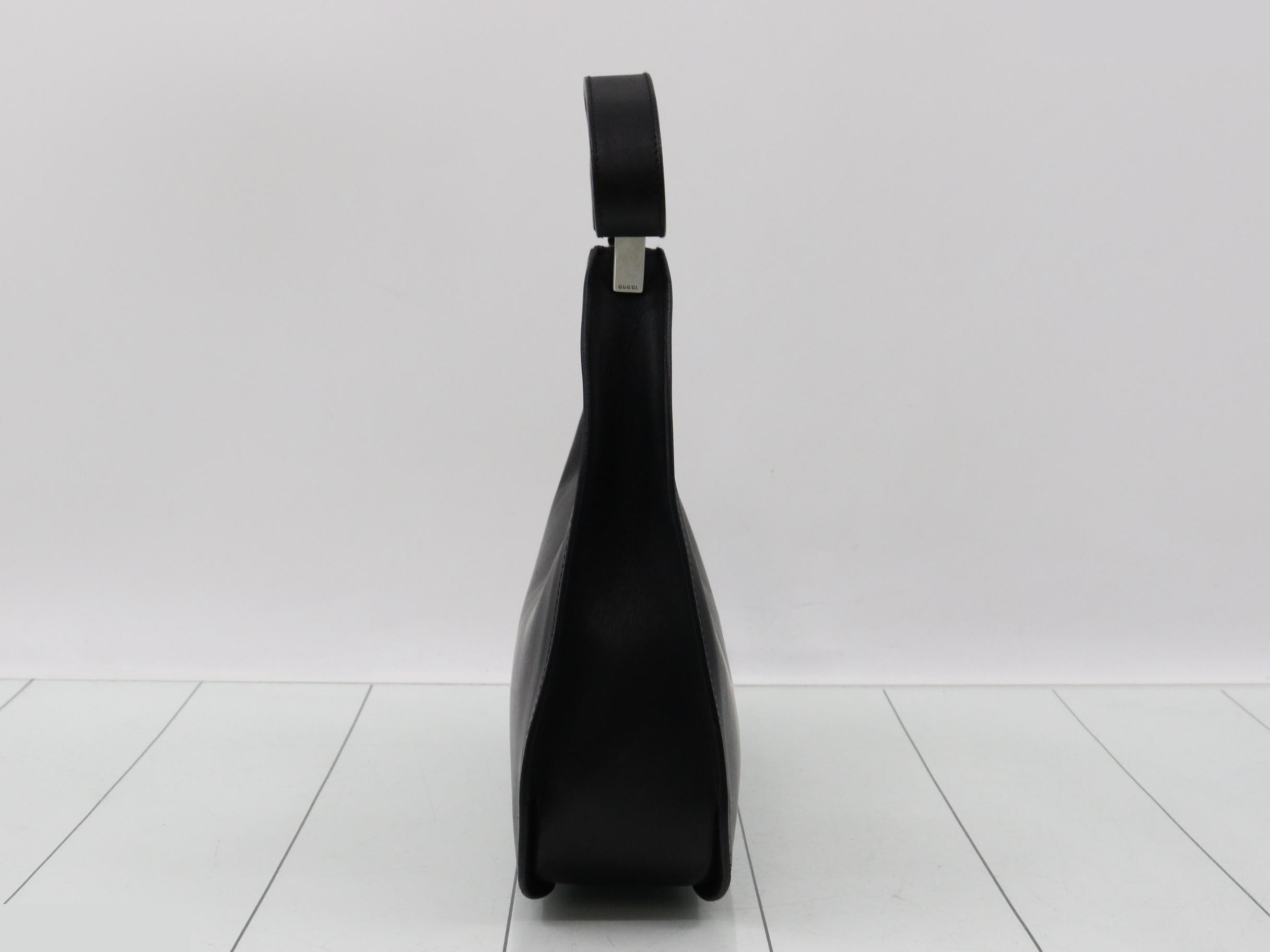 One-shoulder bag, leather, black — view 4