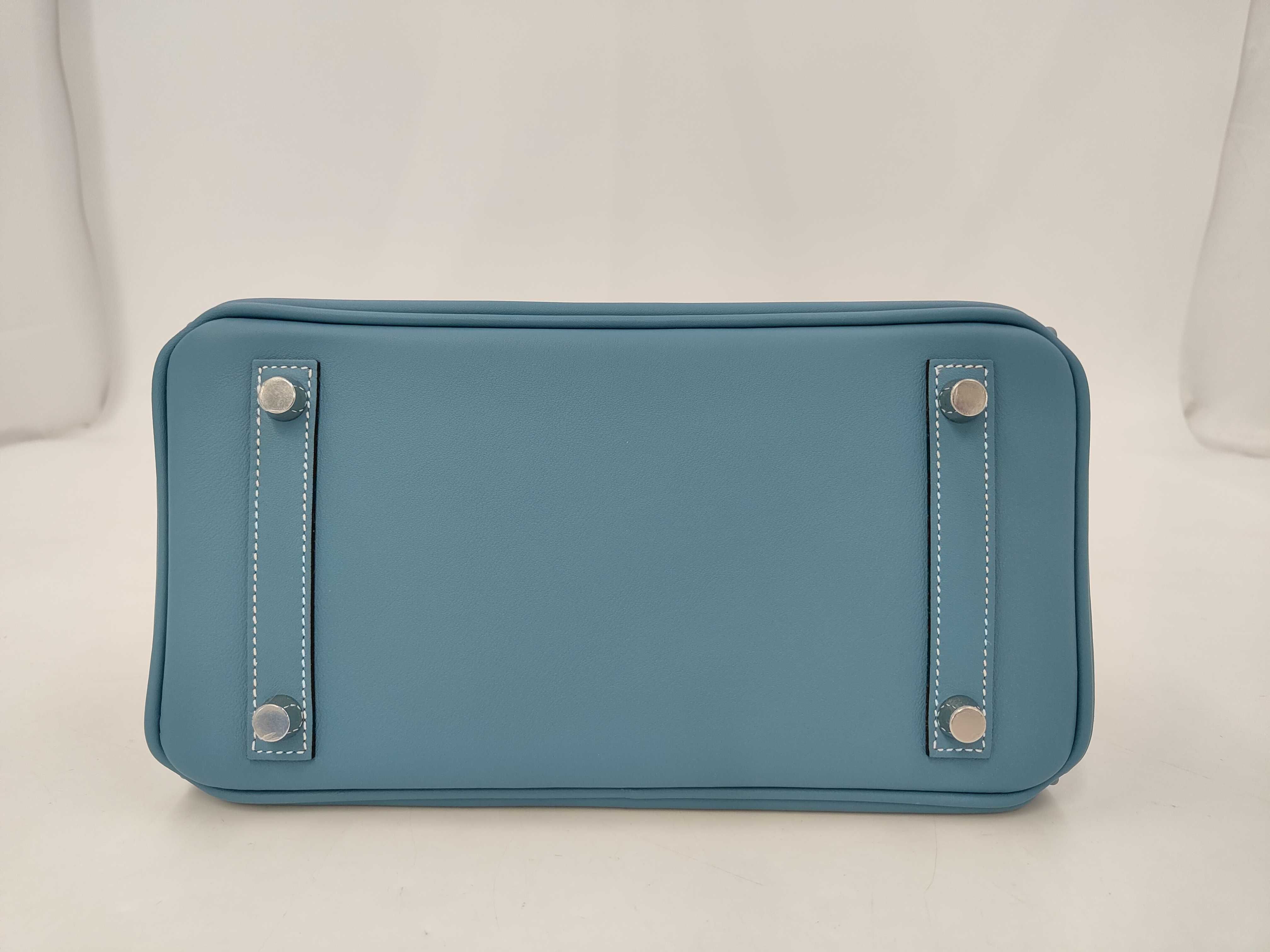 Birkin 25 Swift Leather, New Blue Jean, Silver Hardware, G Stamp, Handbag — view 4