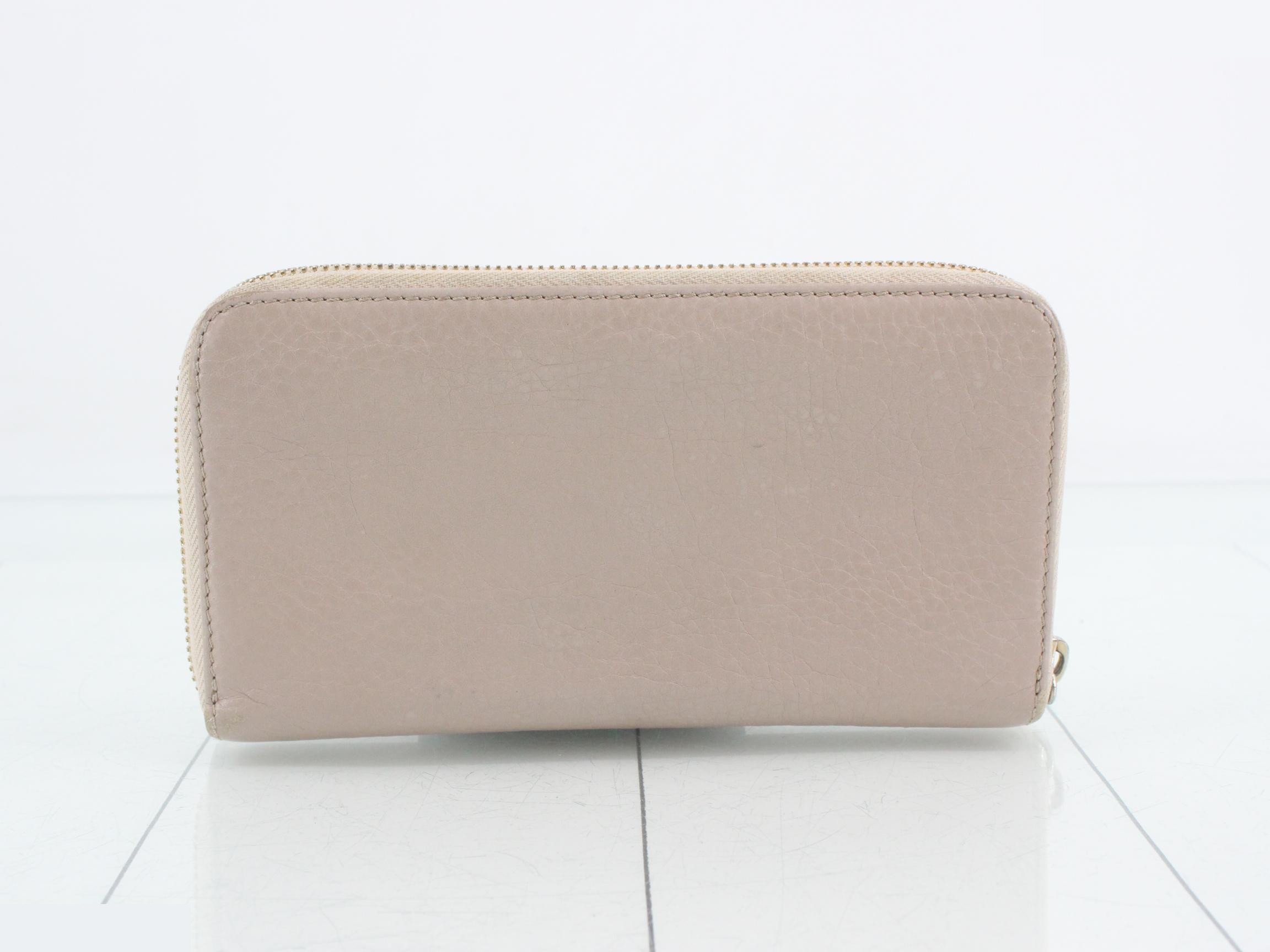 Other lines: Bags & Wallets, Round Zipper Wallet, Pink — view 2