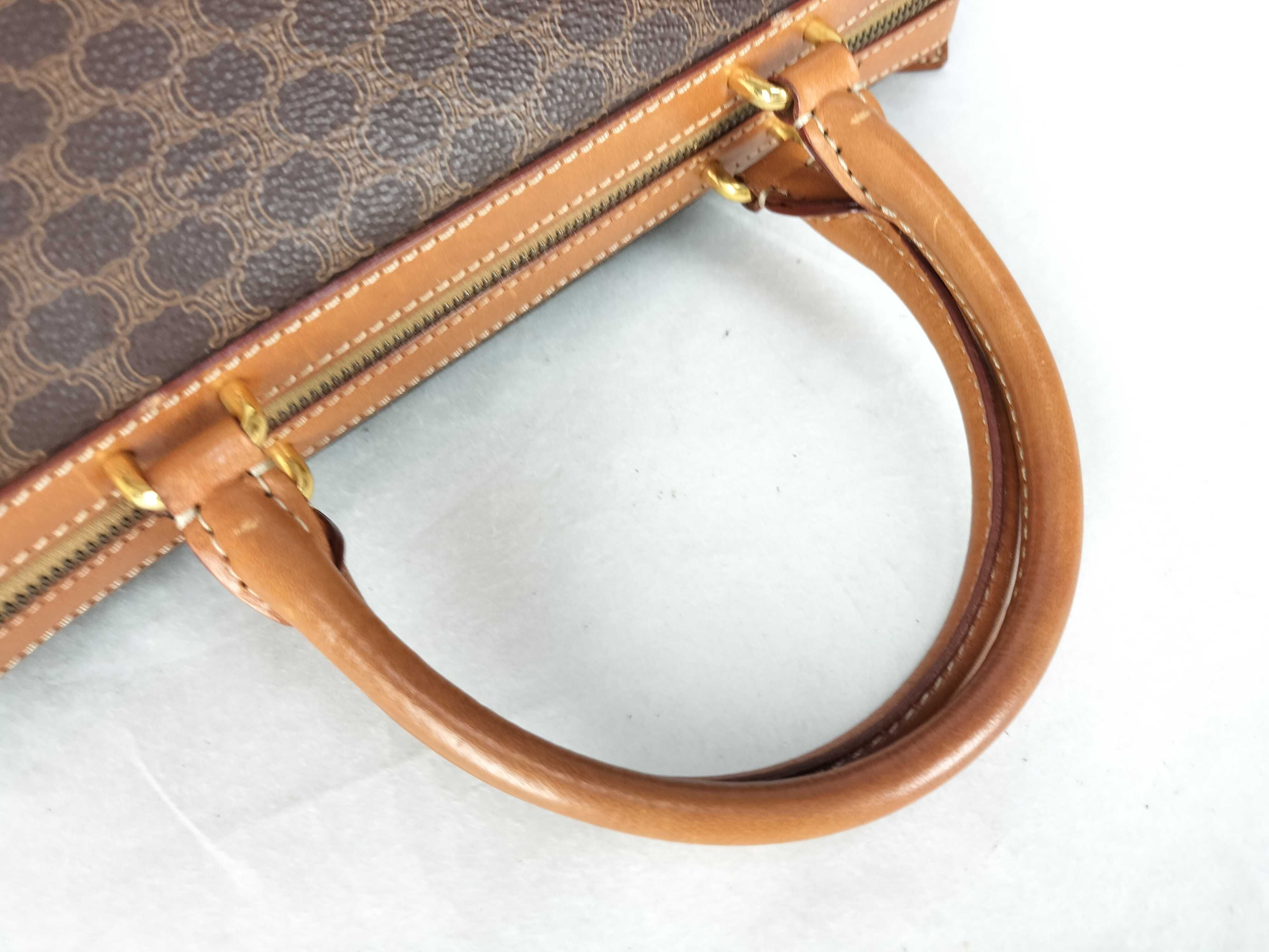 handbag — view 3