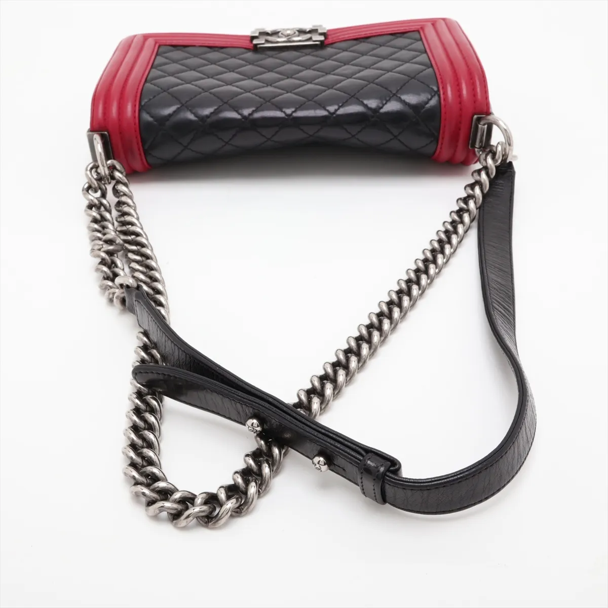 Boy Chanel 25 Lambskin Chain Shoulder Bag, Wild Stitch, Black x Red, Gunmetal Hardware, 17995361, Serial Number 17, A67086 — view 5