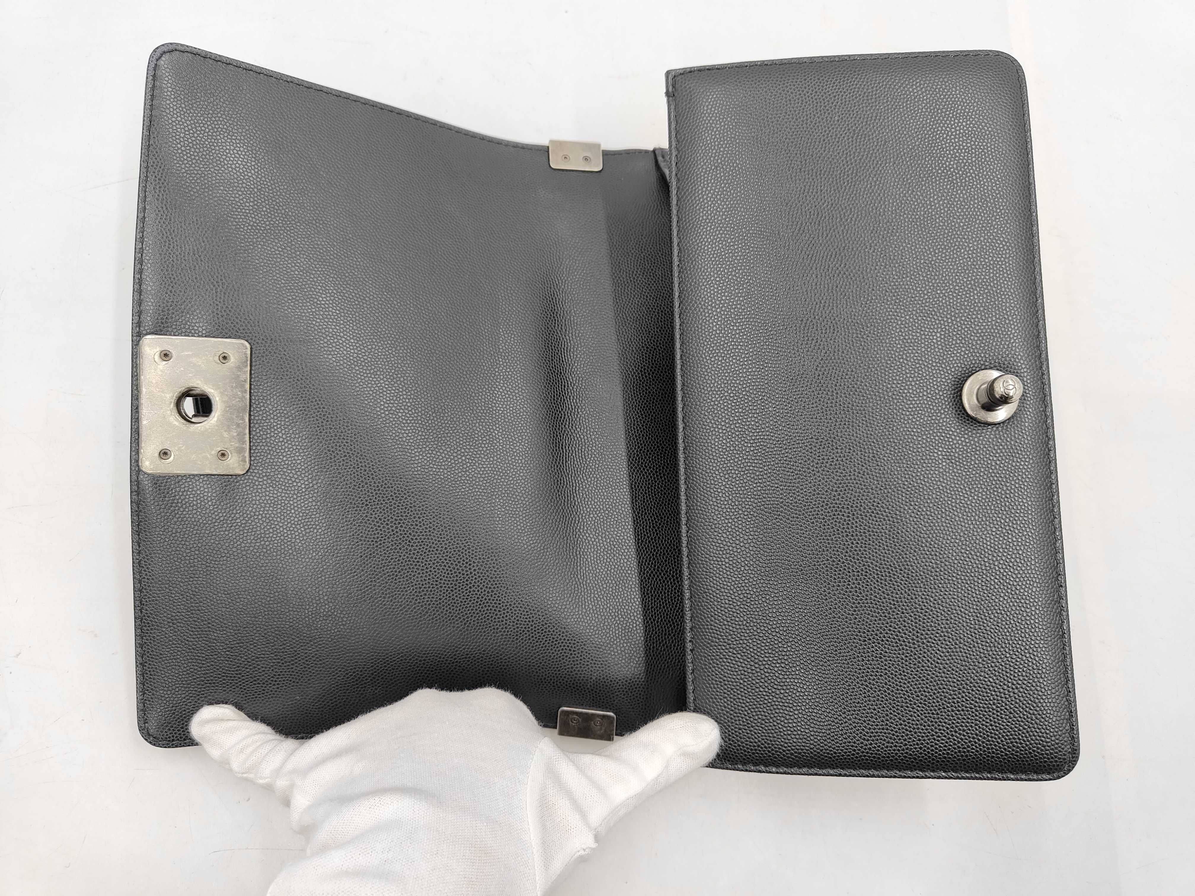 Boy Chanel Shoulder Bag — view 8
