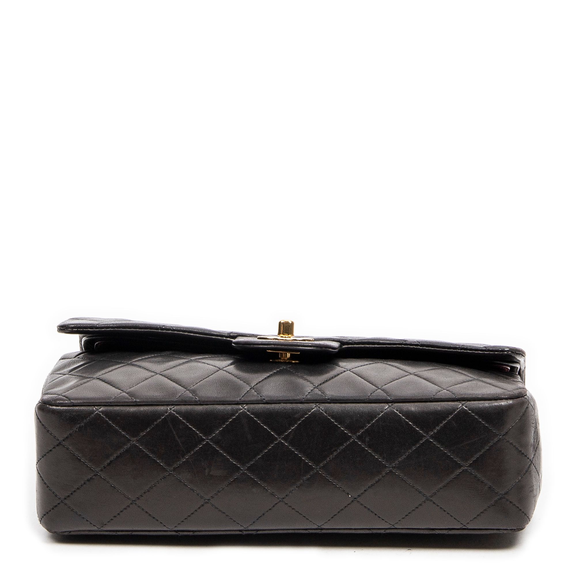 Classic Double Flap 26 Quilted Lambskin Leather — view 6