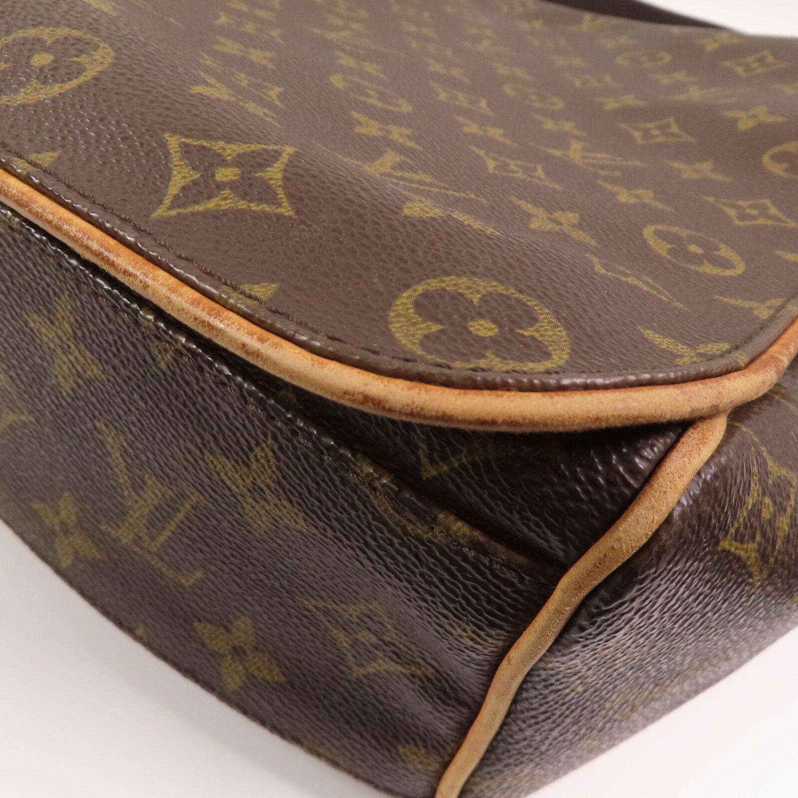 Abbesses Messenger, Monogram — view 6