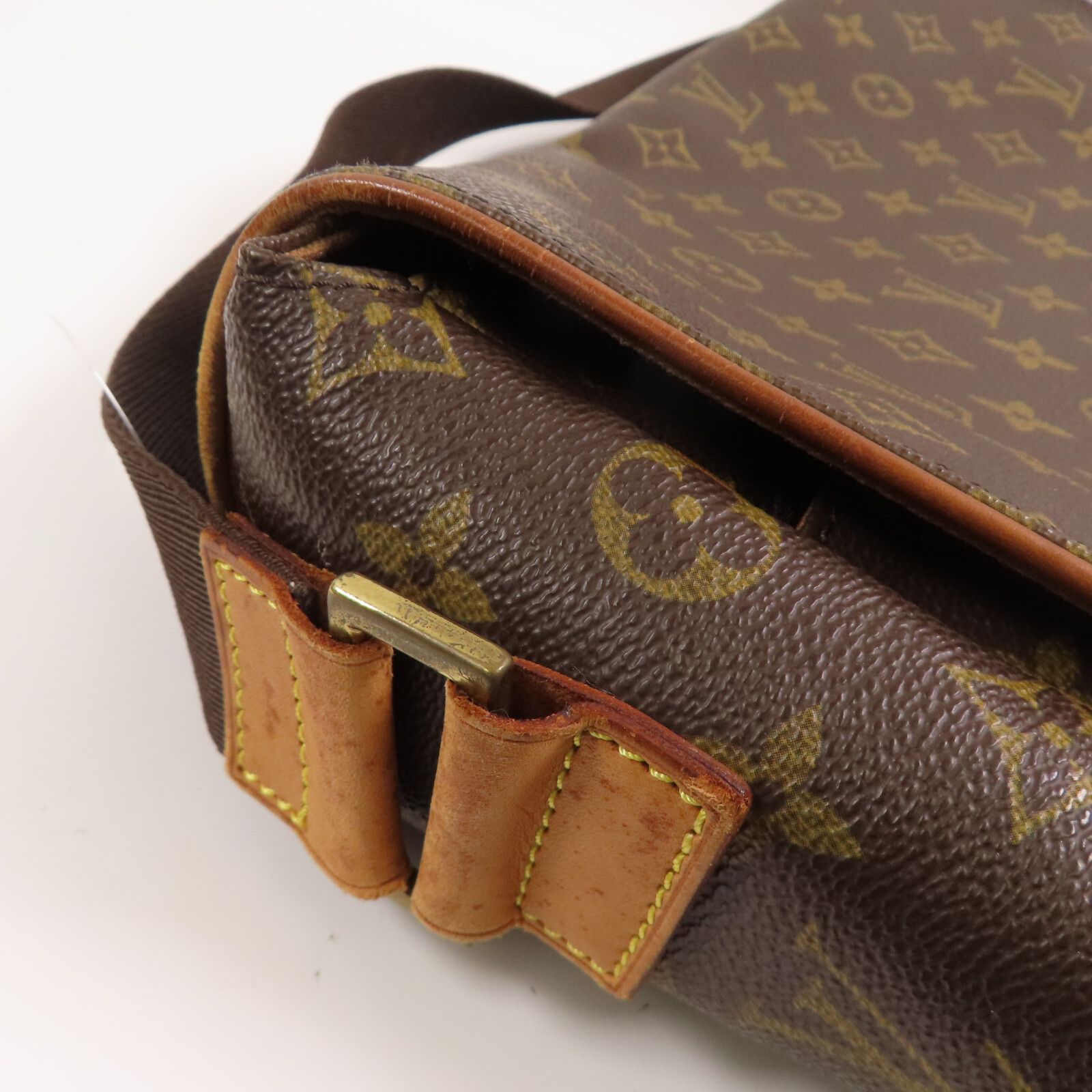 Abbesses Messenger, Monogram — view 8