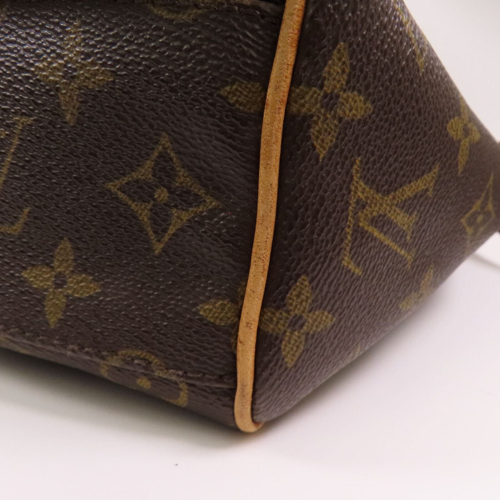 Abbesses Messenger, Monogram — view 10