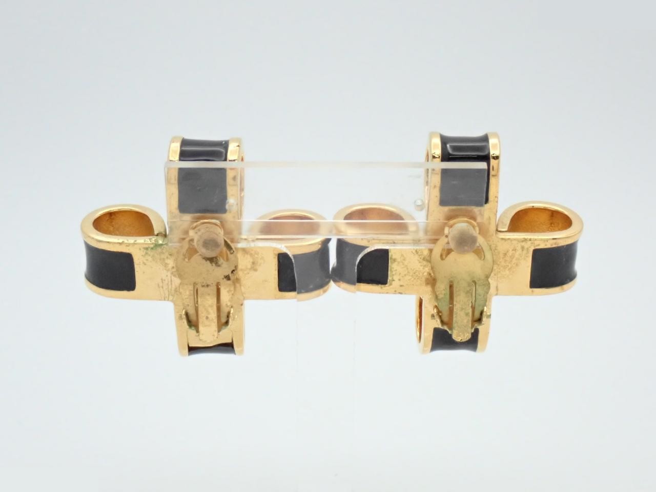 Pearl Ribbon Earrings — view 2