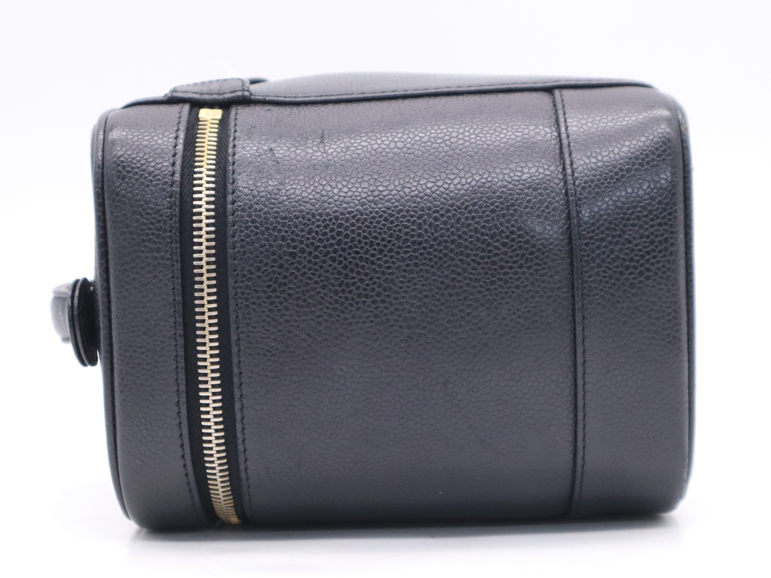 Caviar leather vertical vanity bag with guarantee card. — view 3