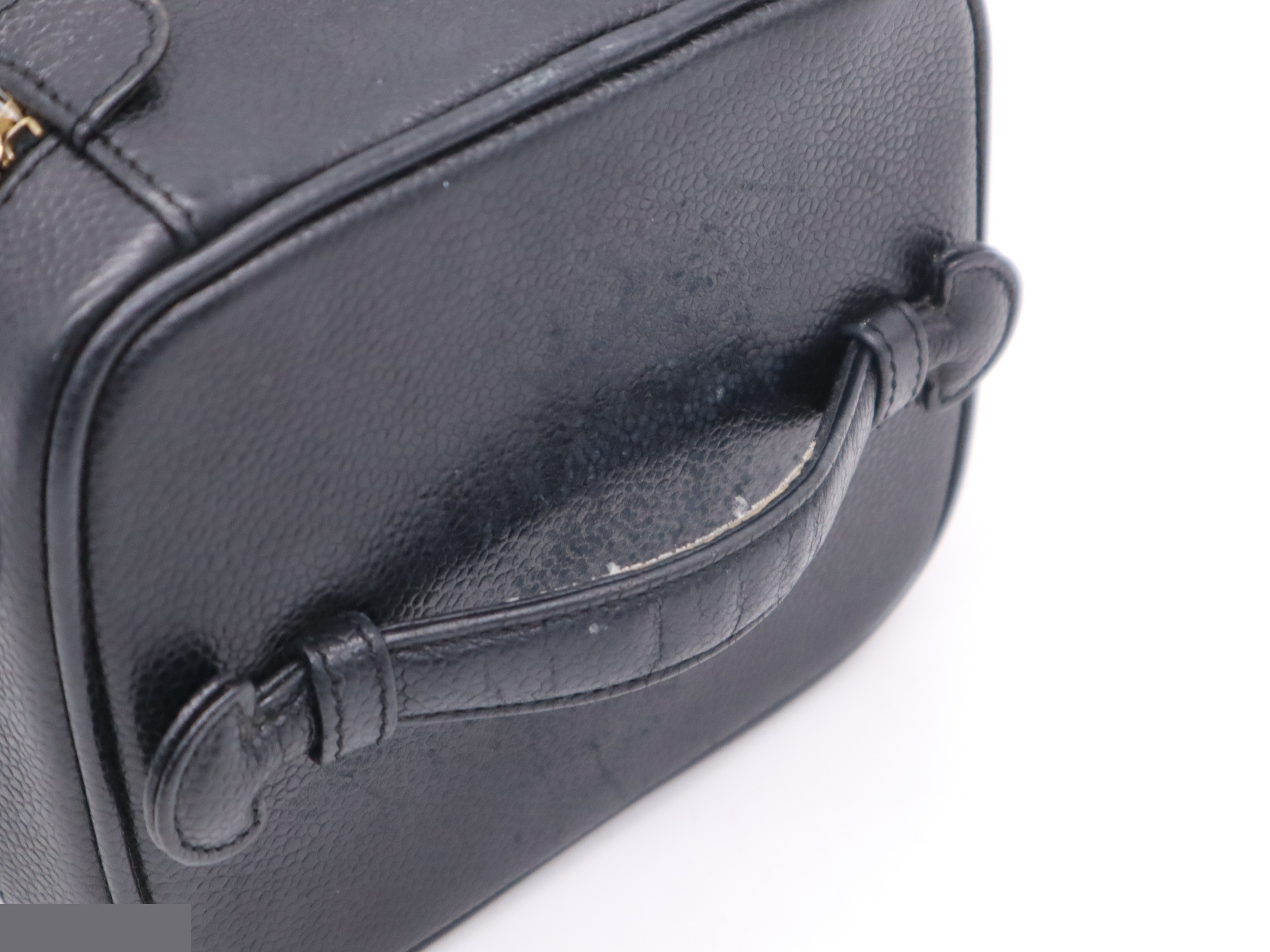 Caviar leather vertical vanity bag with guarantee card. — view 6