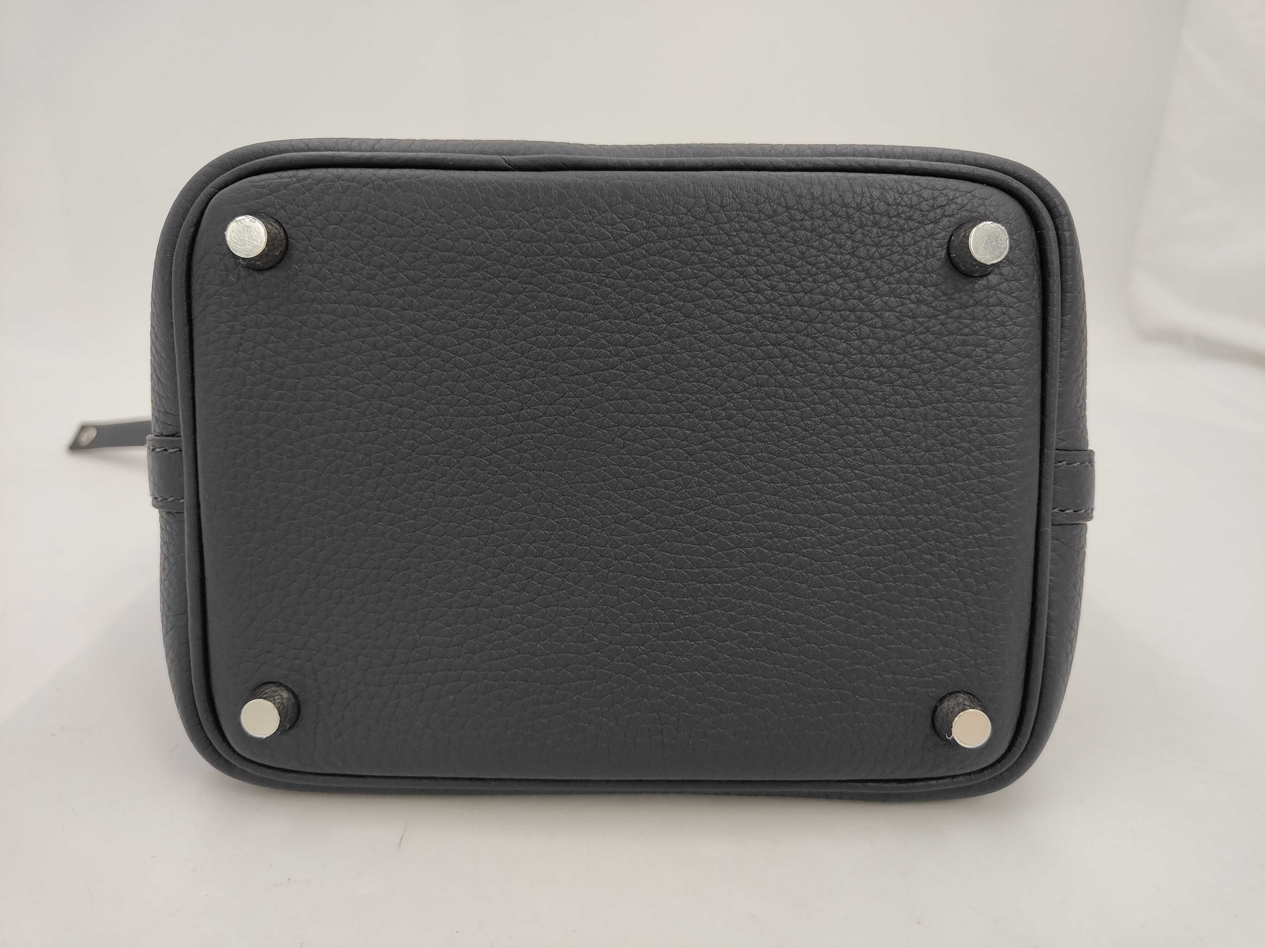 Picotin Lock 18 Taurillon Leather Caban K Stamp Handbag — view 6