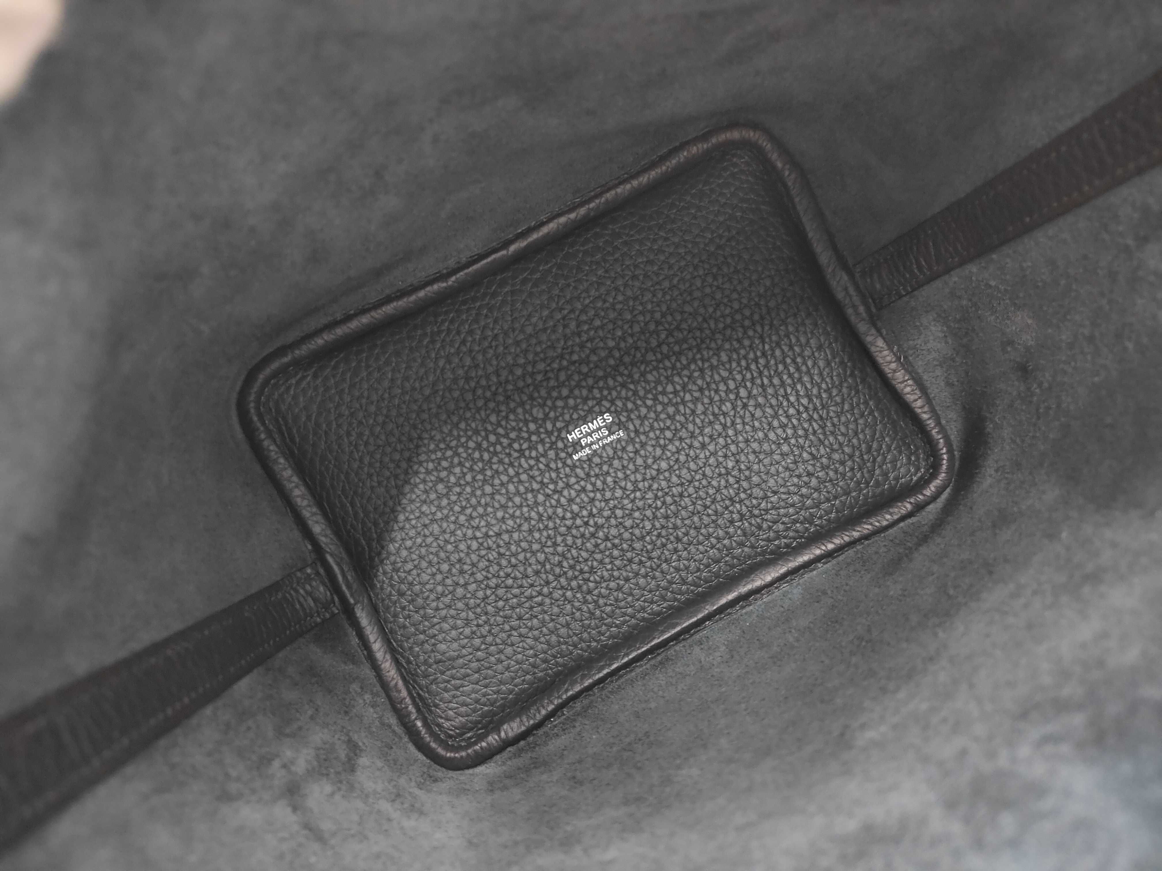 Picotin Lock 18 Taurillon Leather Caban K Stamp Handbag — view 8