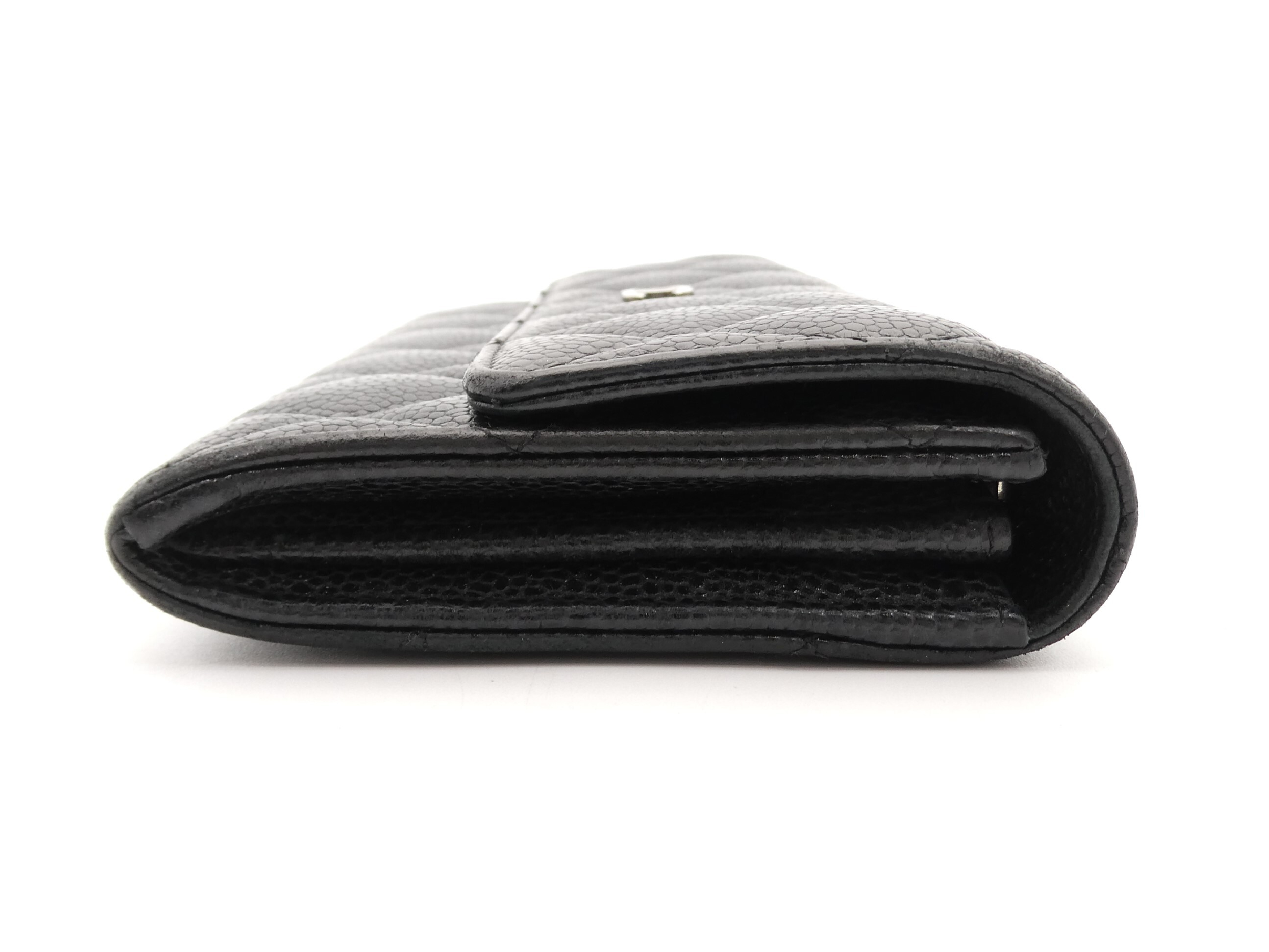 Matelassé Coco Mark Caviar Skin Wallet — view 3