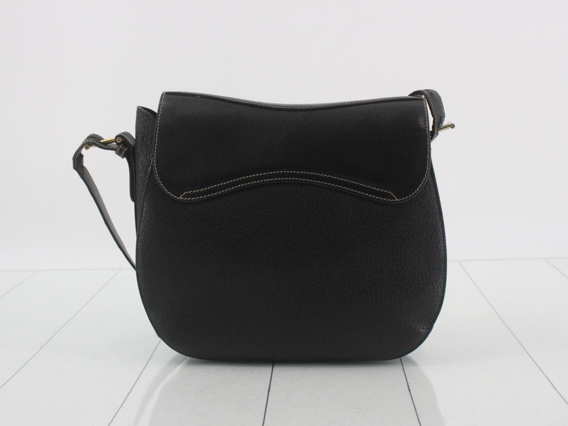 saddle — view 2