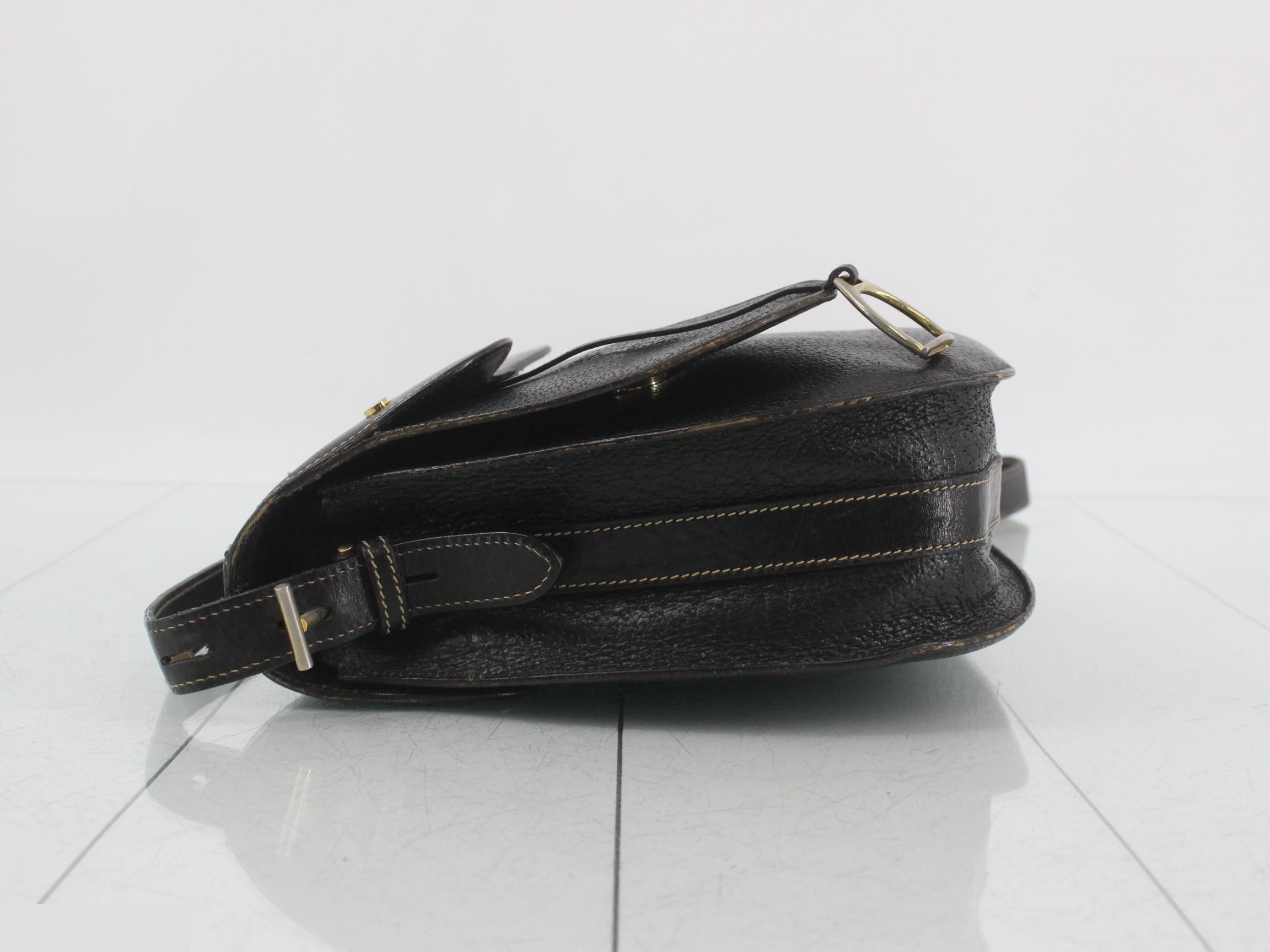 saddle — view 4