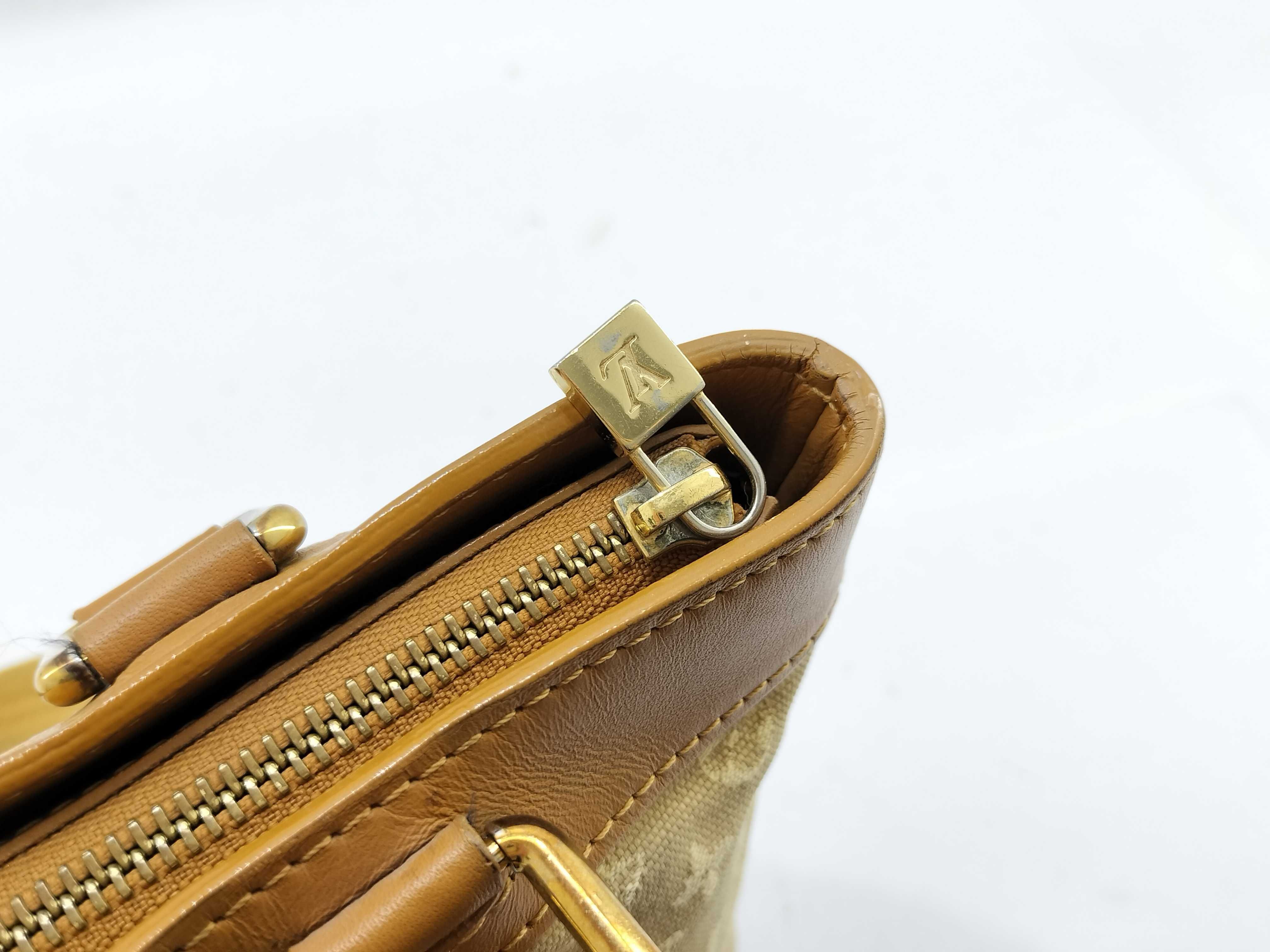 Monogram Mini Louis Vuitton Handbag Lucille PM M92684 SR0093 Handbag — view 10