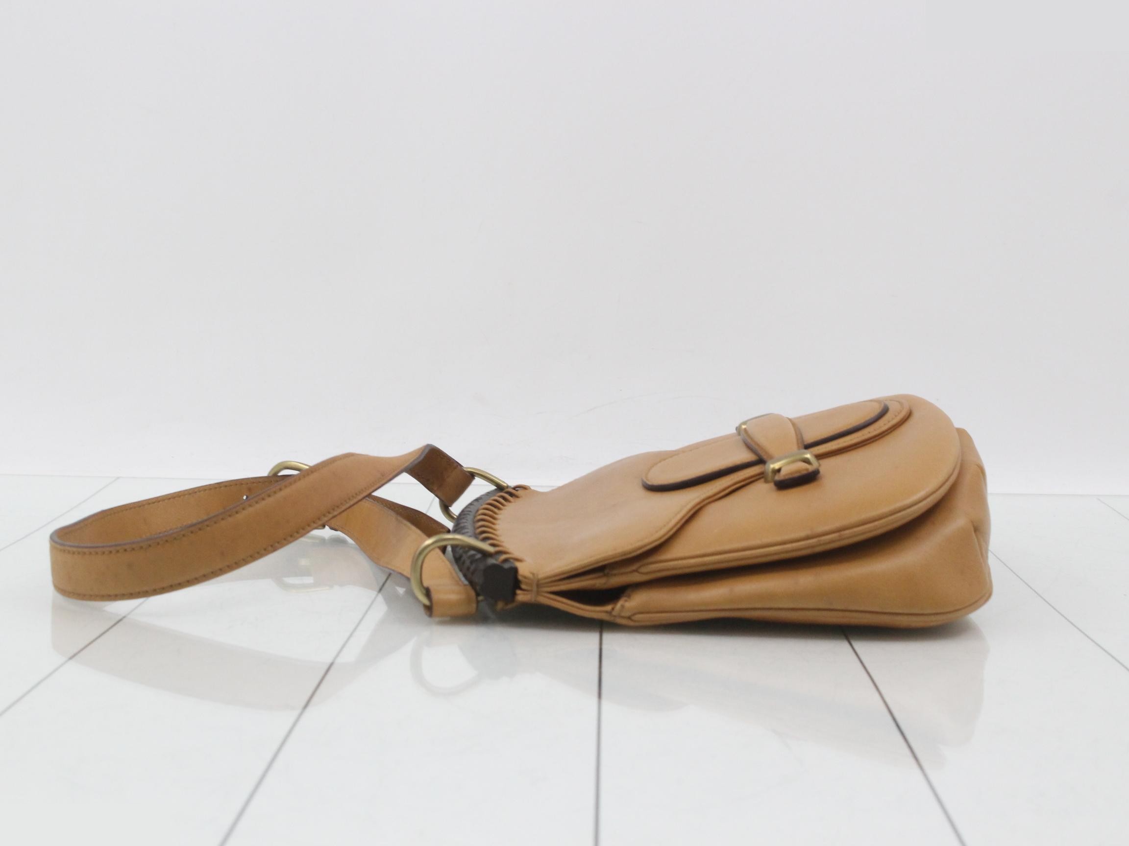 handbag — view 4