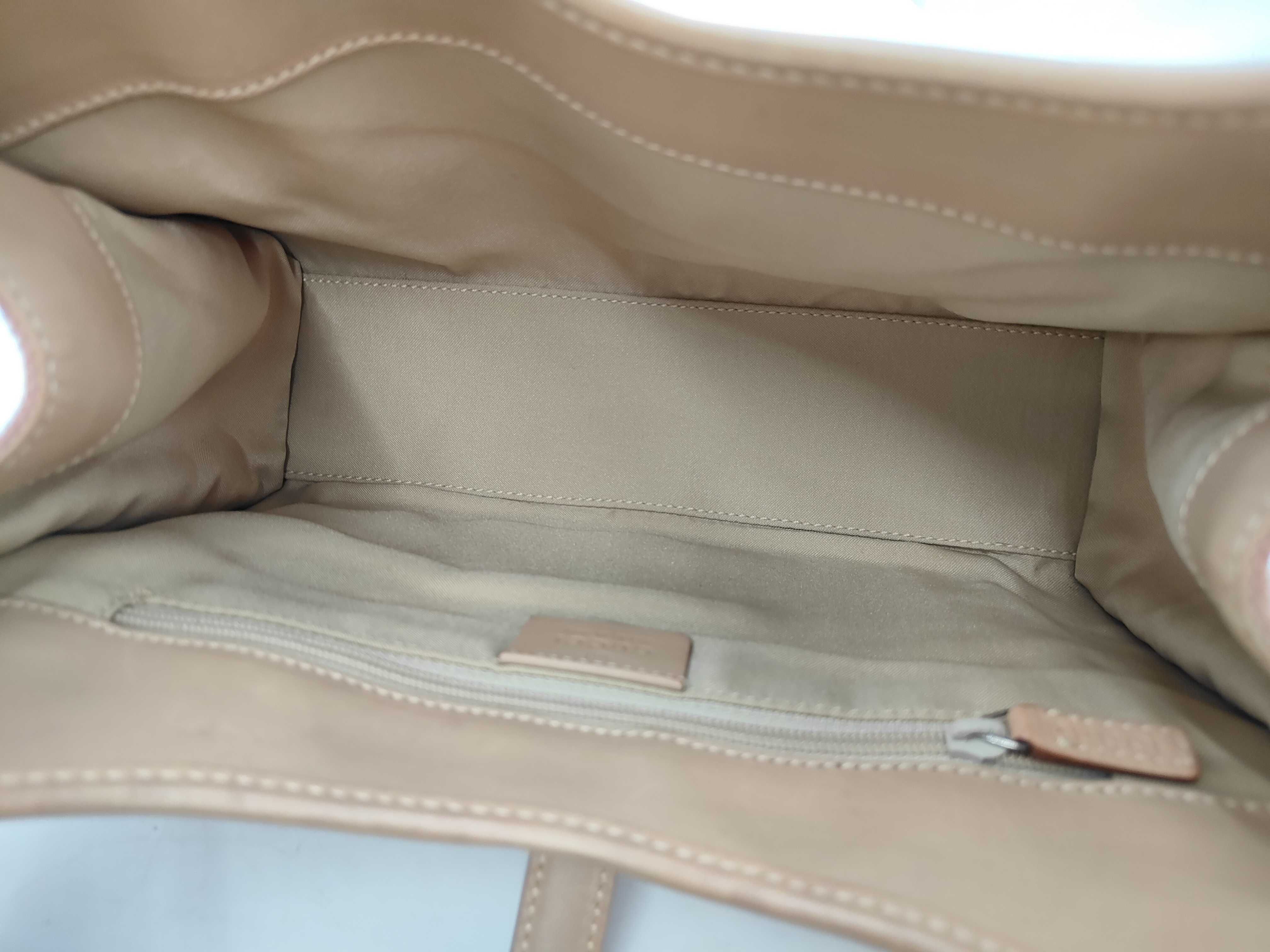 GG Canvas 002・1068 Handbag — view 9