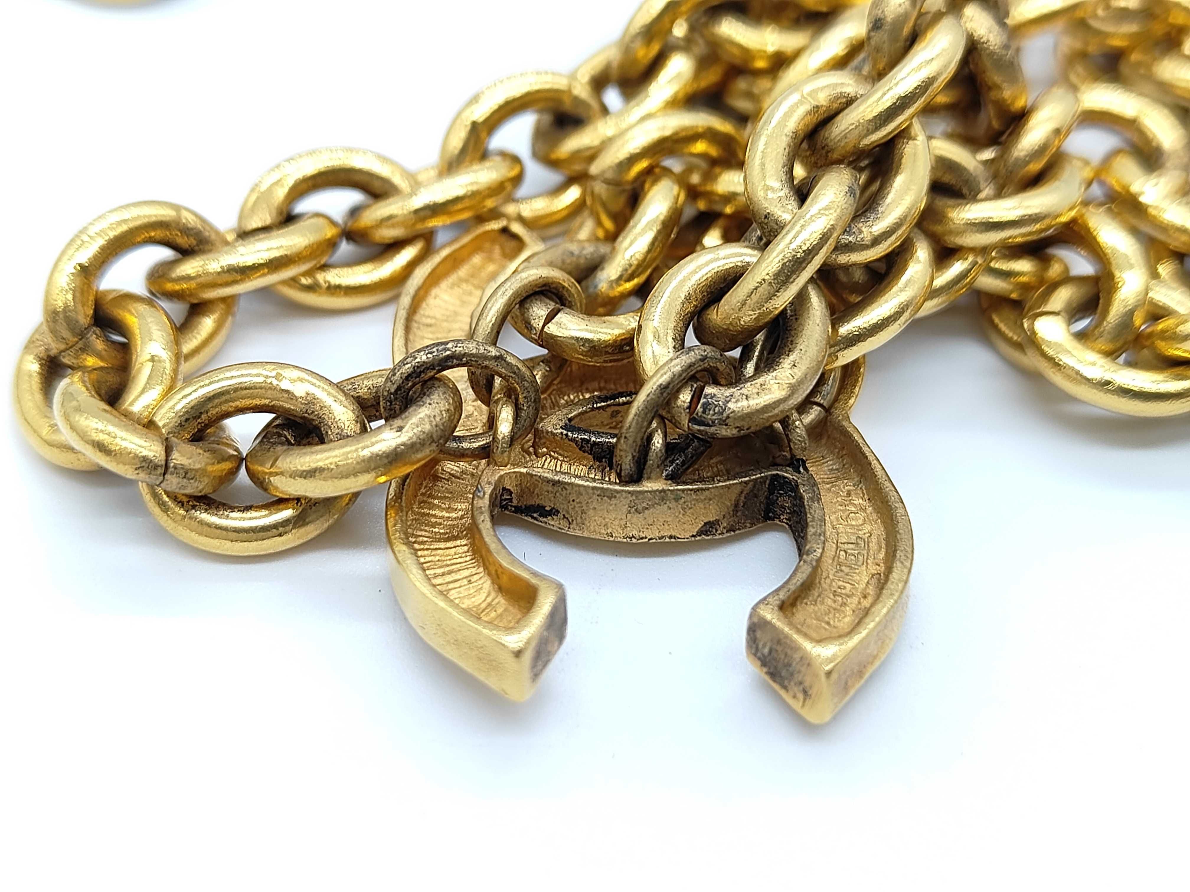long chain necklace with round Coco mark, with original box. — view 6