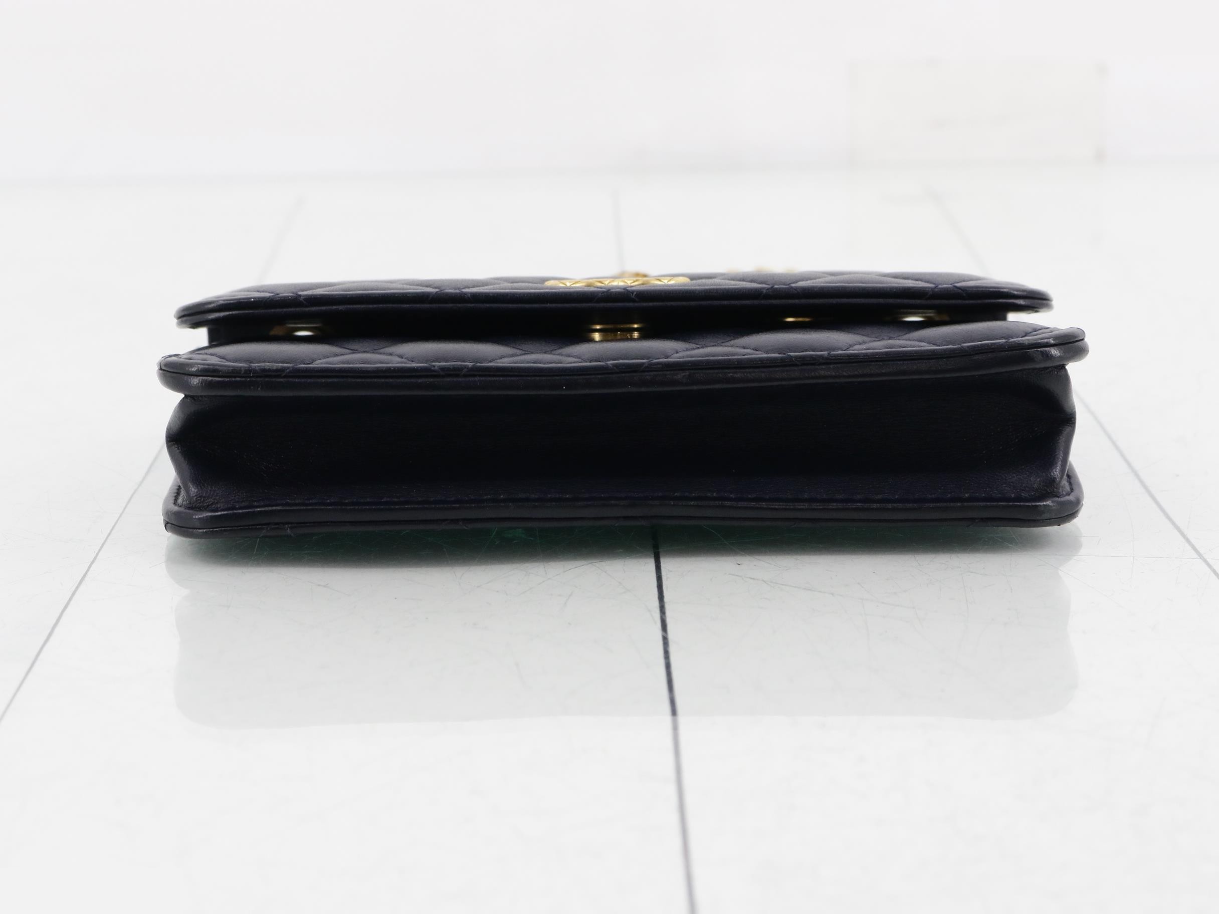 Matelassé Chain Shoulder Bag, Black, Gold Hardware, Random Sticker — view 3