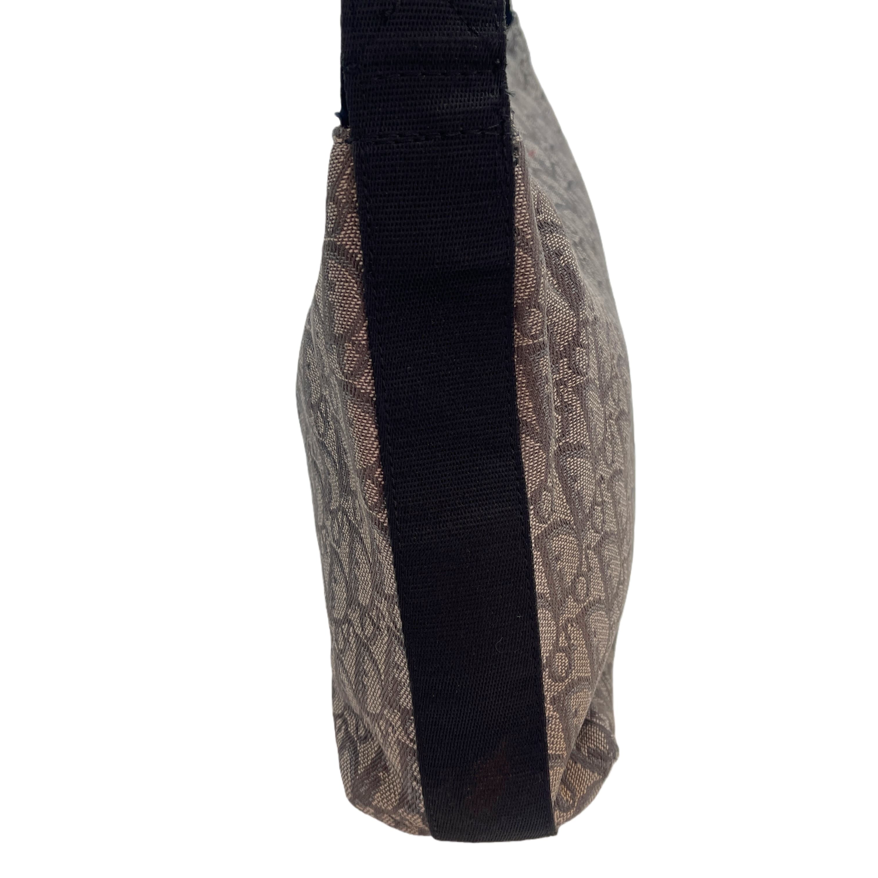 Trotter (bag) - Shoulder bag — view 4