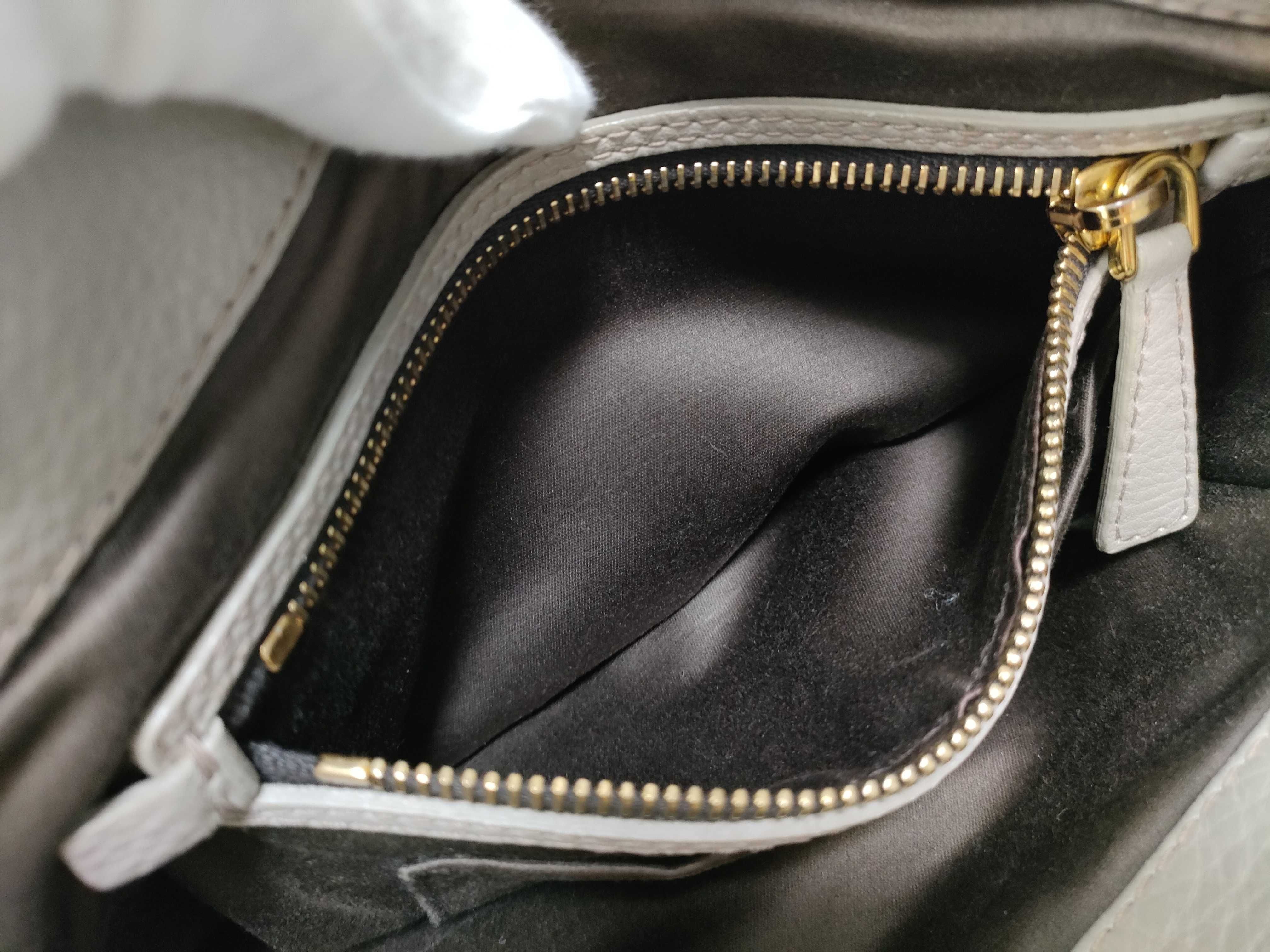 Handbag / Leather Handbag — view 15