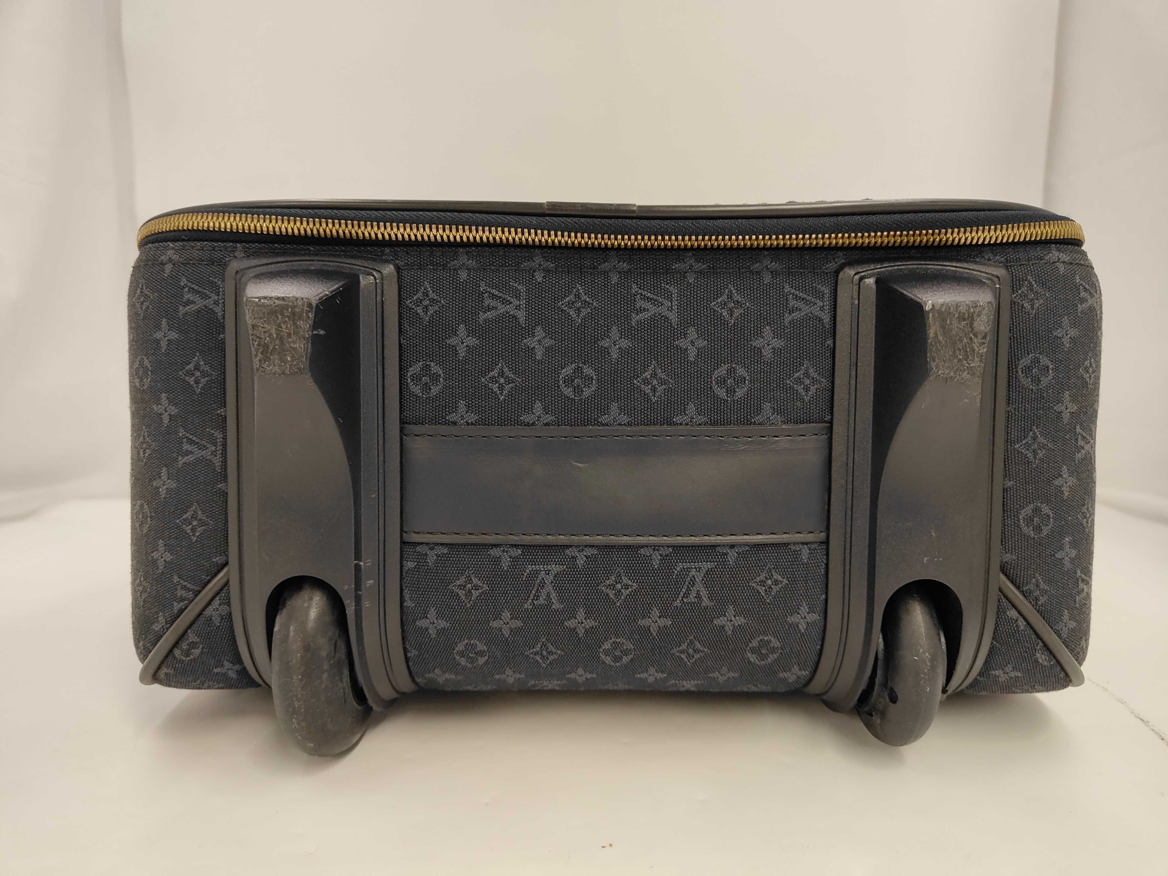 Monogram Mini Annette M23281 Carry Case Carry Bag — view 3