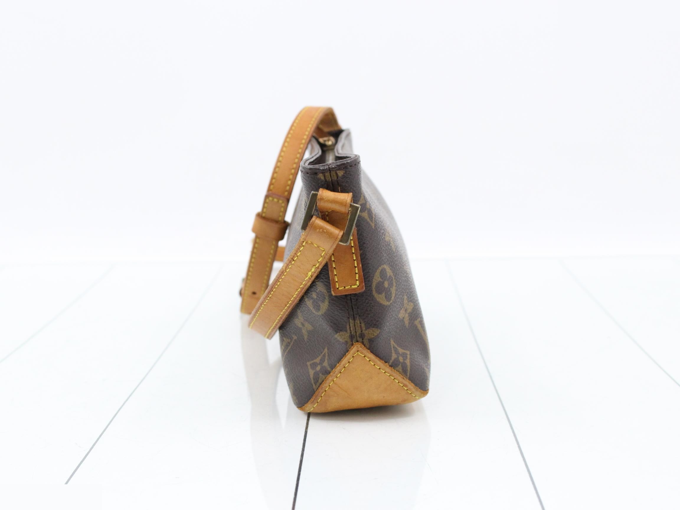 Trotter M51240 Shoulder Bag — view 3
