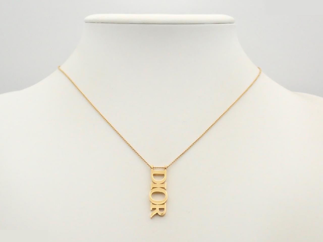 logo gold necklace, chain approximately 44cm — view 3