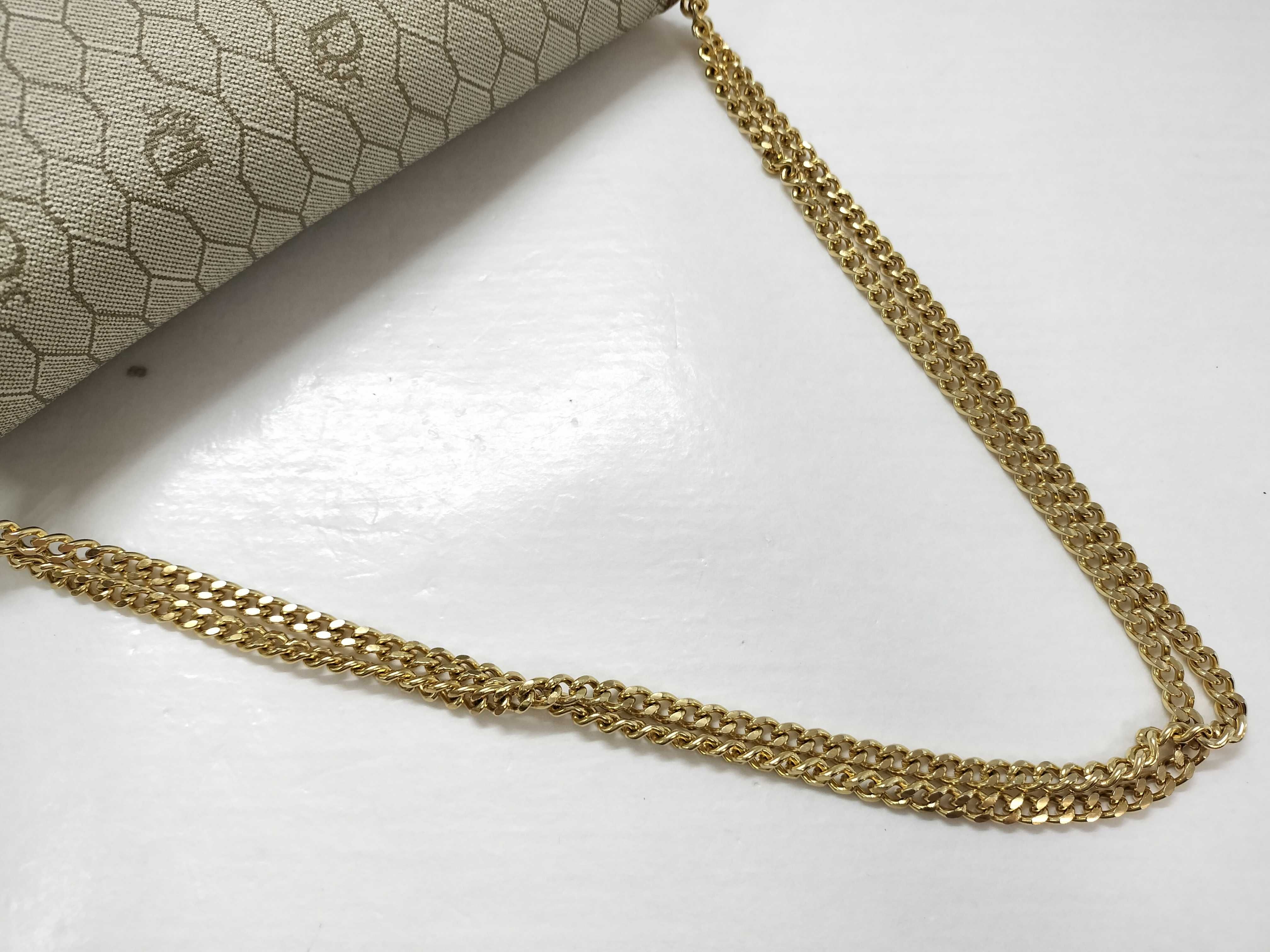 Honeycomb Pattern Chain Shoulder Bag — view 3