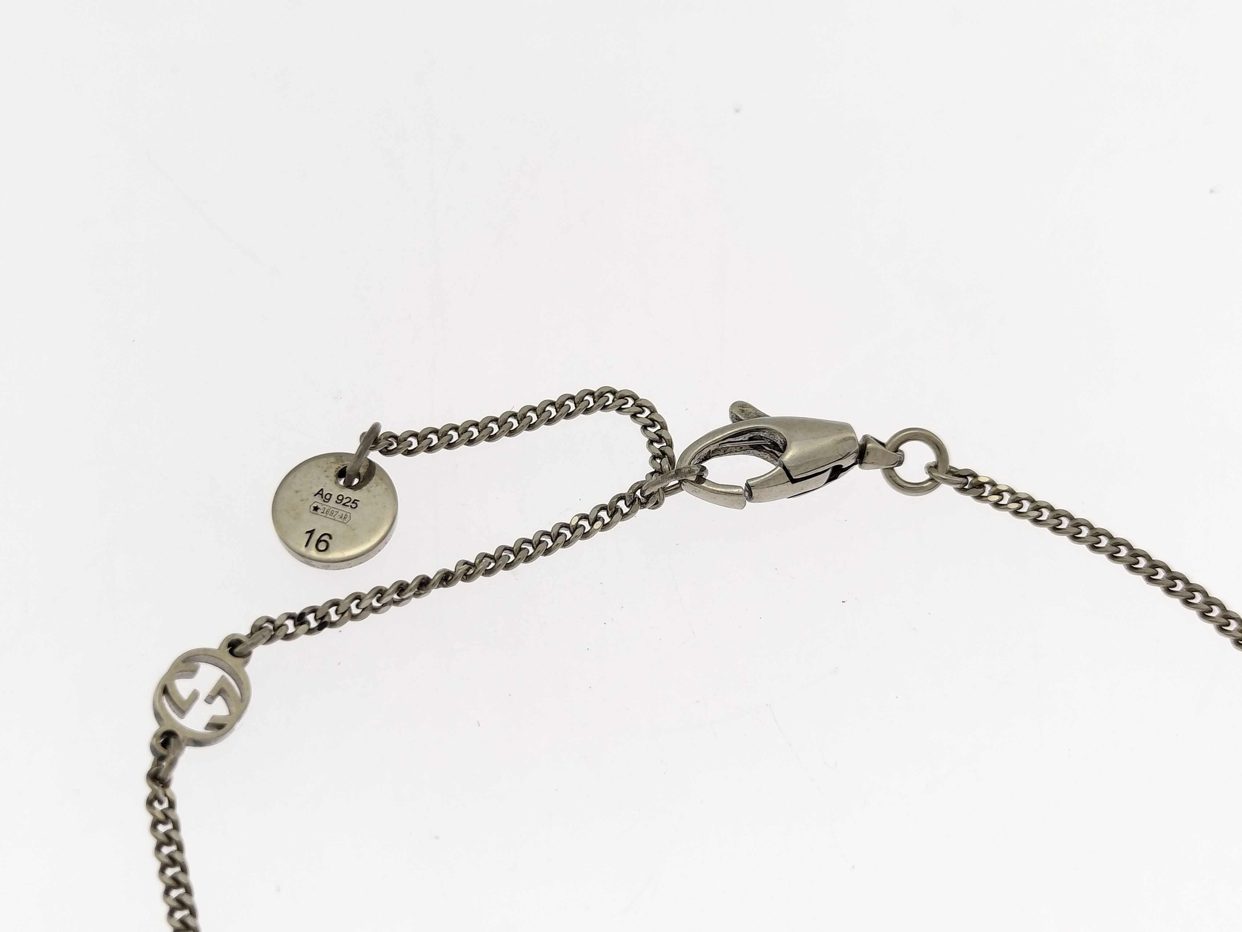 Interlocking G Bracelet #16 Strawberry Charm 4.4g Bracelet/Bangle — view 4