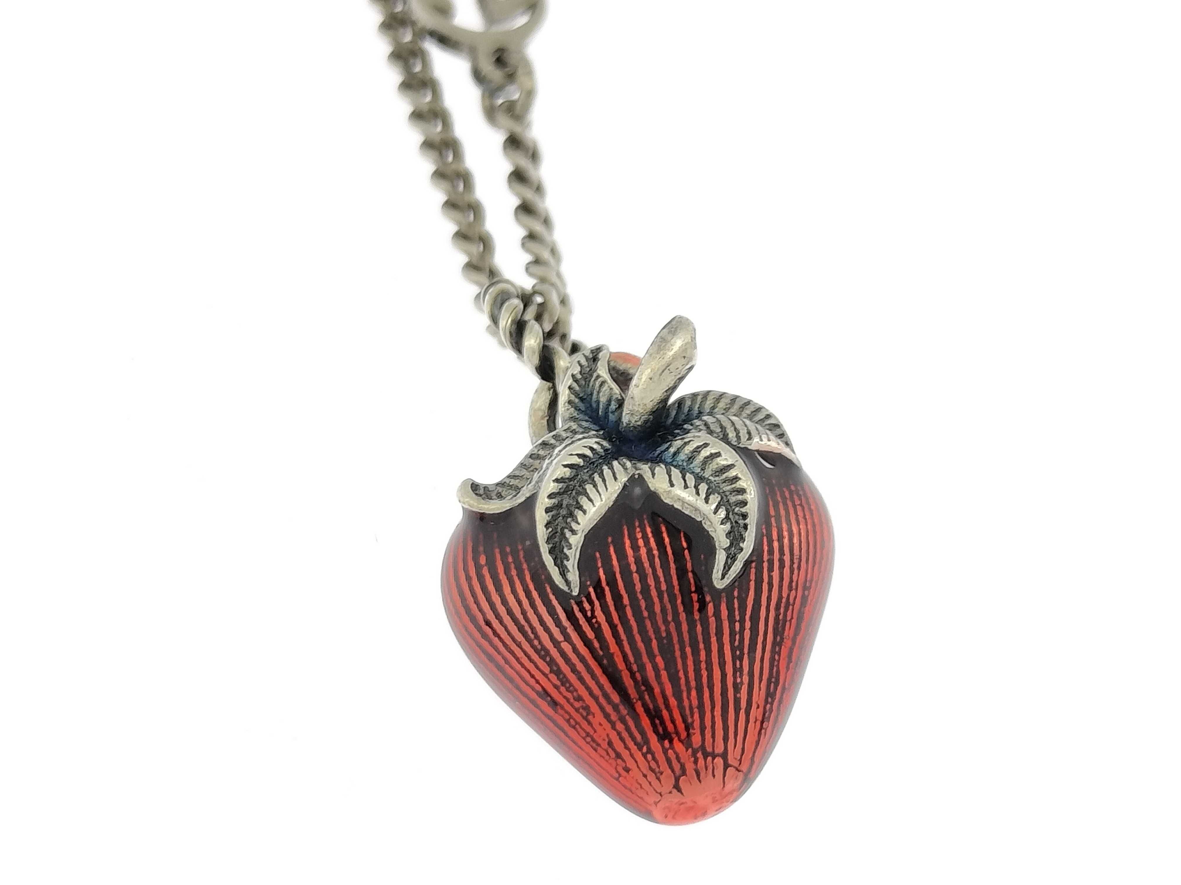 Interlocking G Bracelet #16 Strawberry Charm 4.4g Bracelet/Bangle — view 6