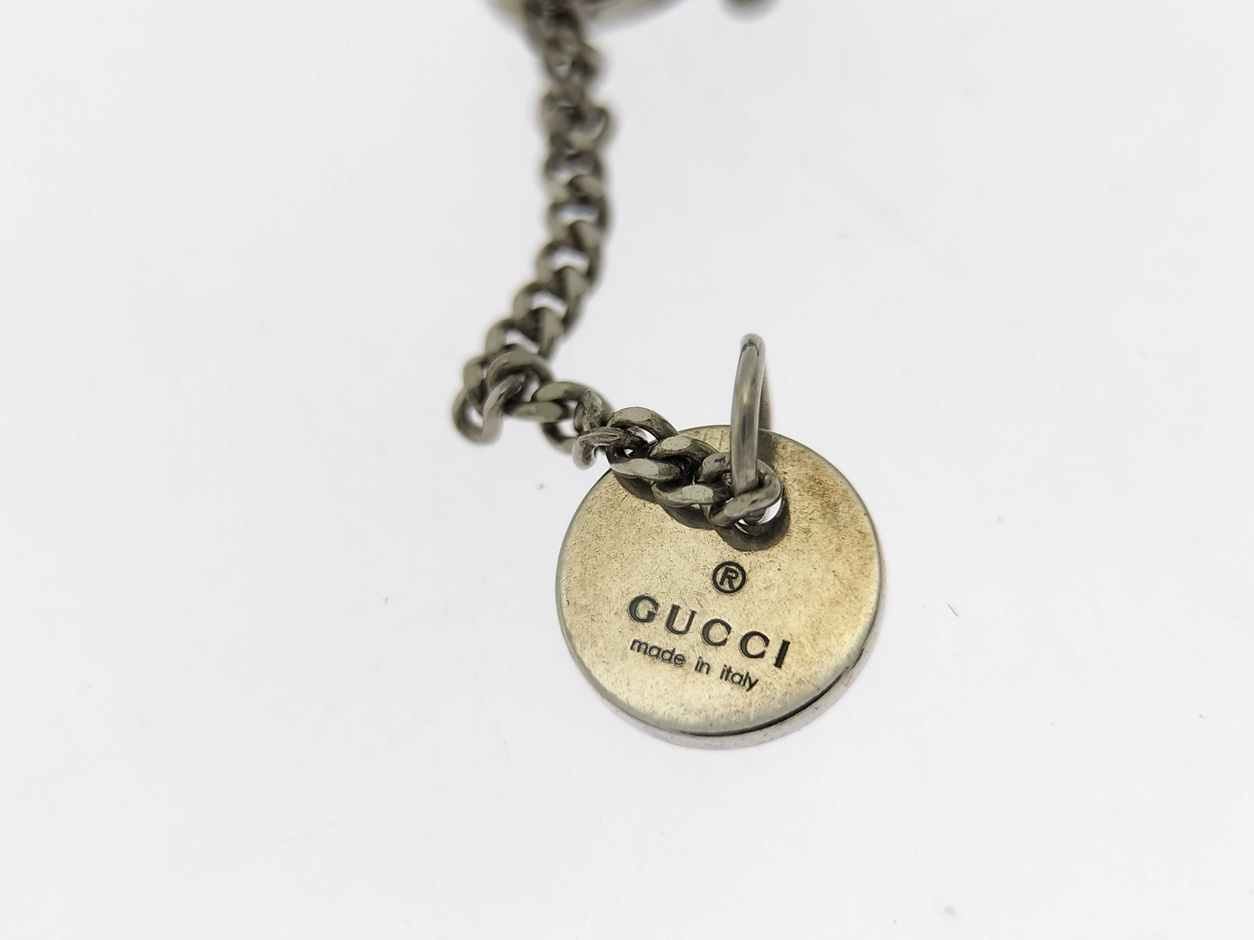 Interlocking G Bracelet #16 Strawberry Charm 4.4g Bracelet/Bangle — view 9