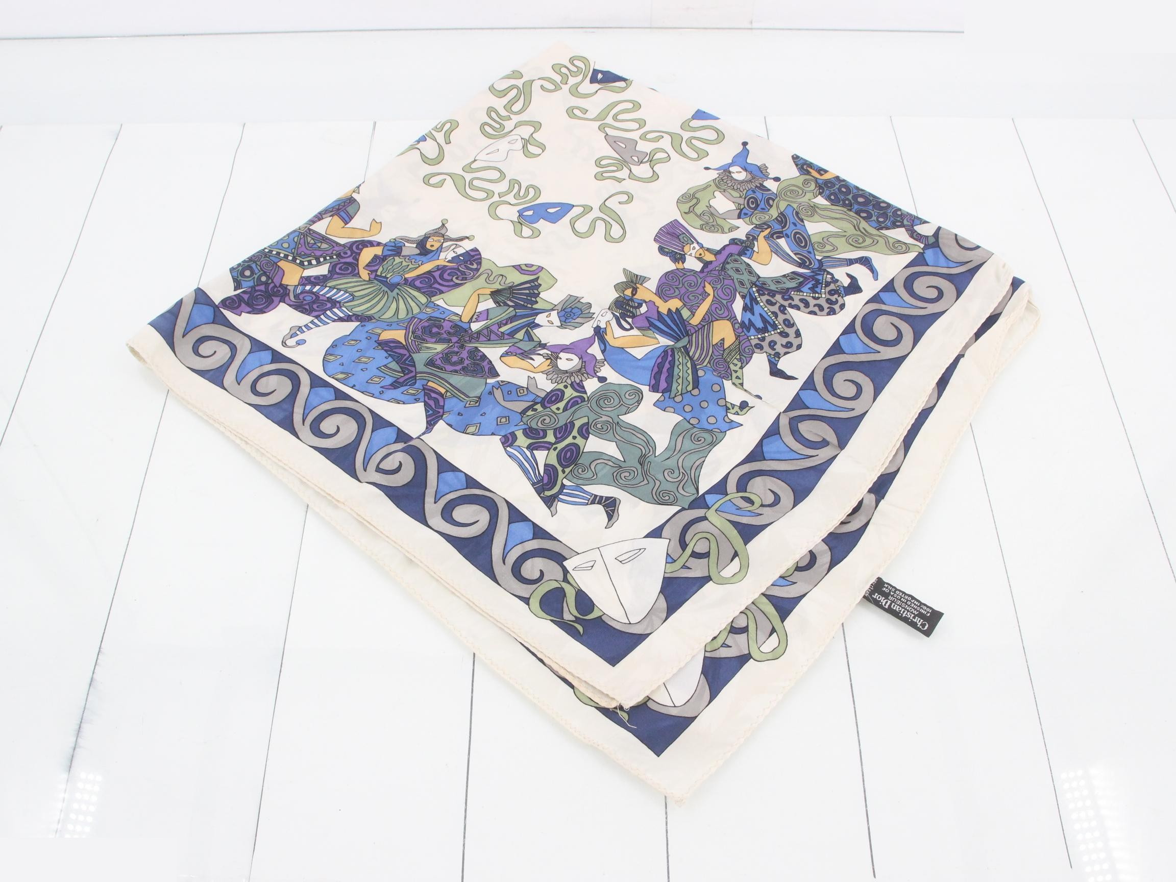 100% Silk — view 2