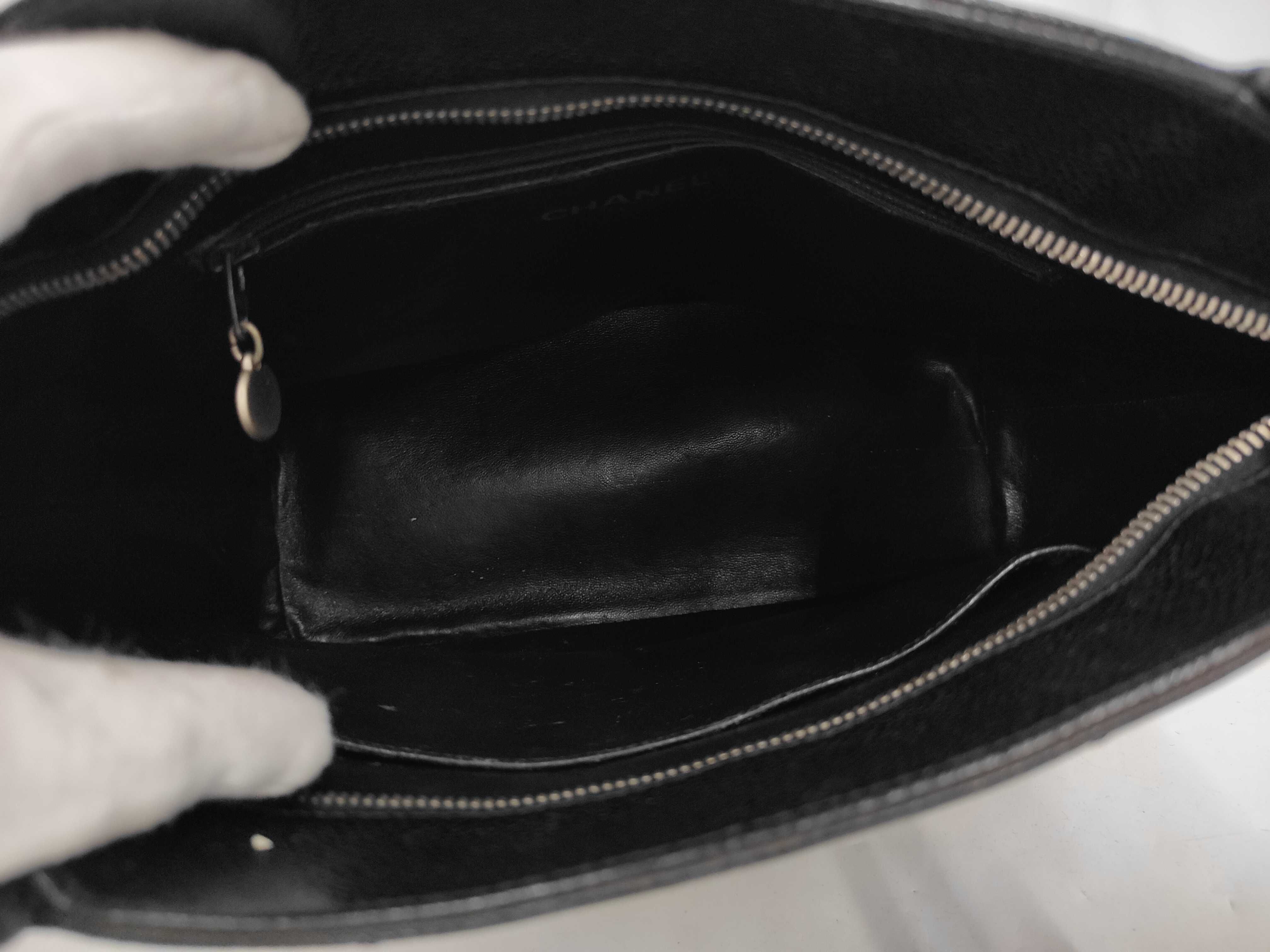 Reissue Tote Bag, Caviar Leather, Gold Hardware, Tote Bag — view 9
