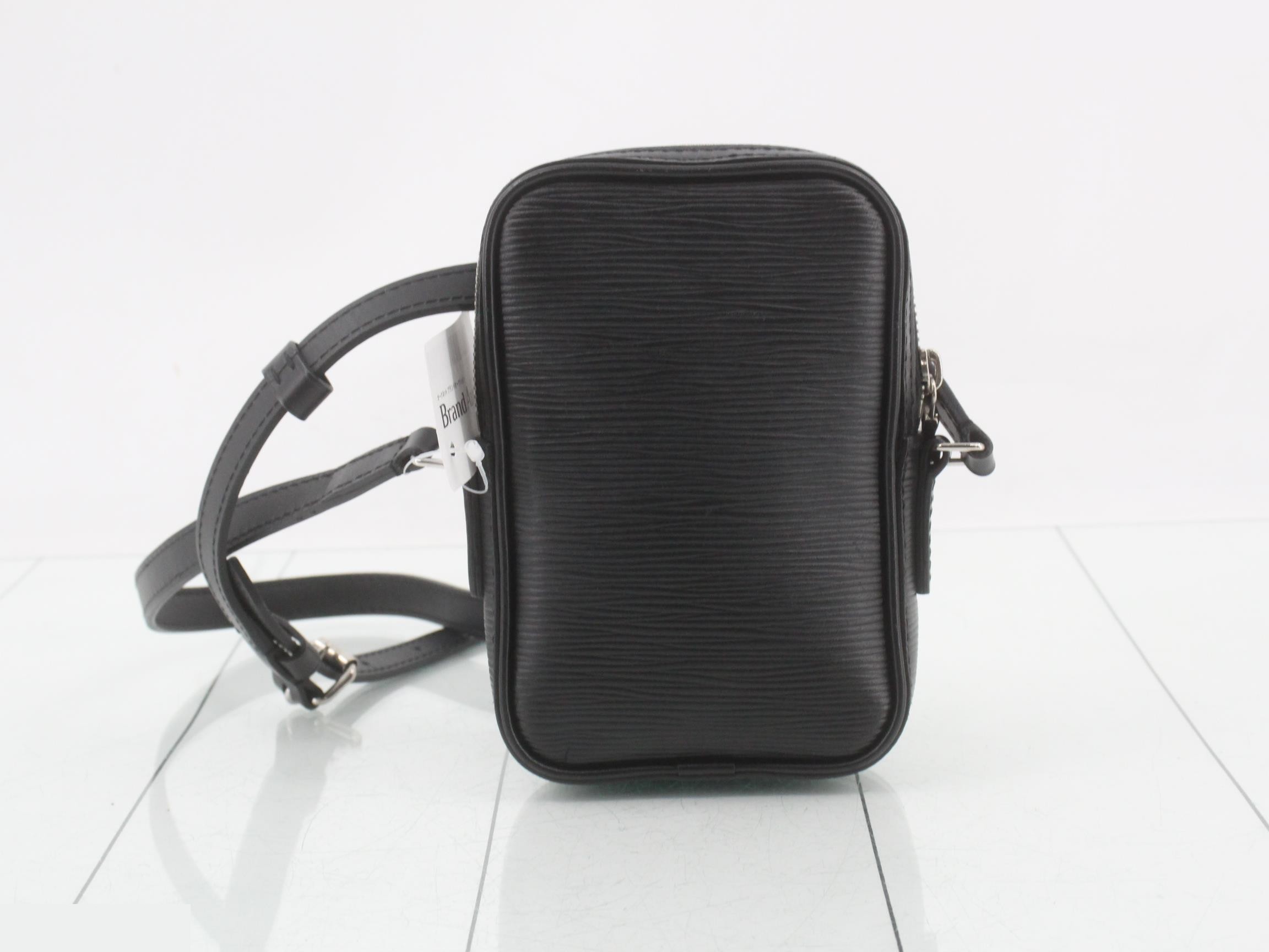 Epi Danube PM Noir Shoulder Bag — view 2