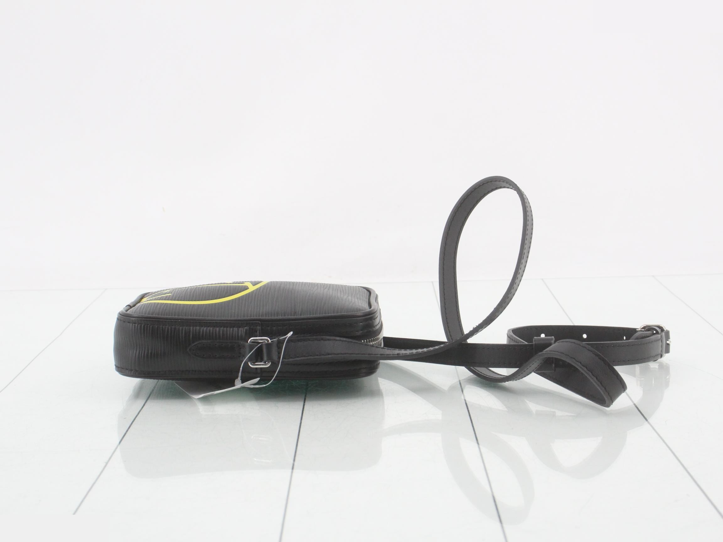 Epi Danube PM Noir Shoulder Bag — view 3