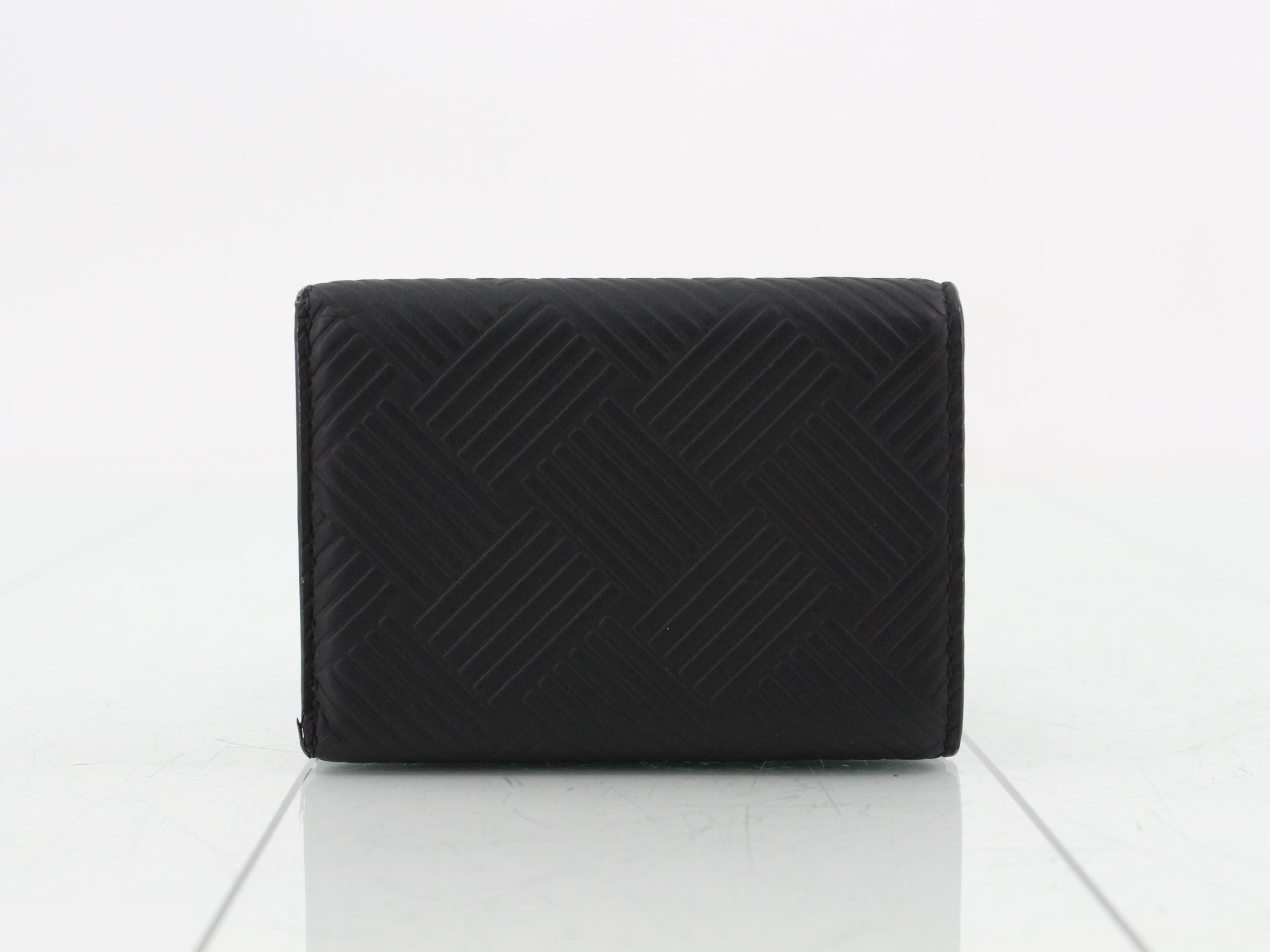 Tri-fold wallet, debossed intrecciato weave, rubber, pouch — view 2