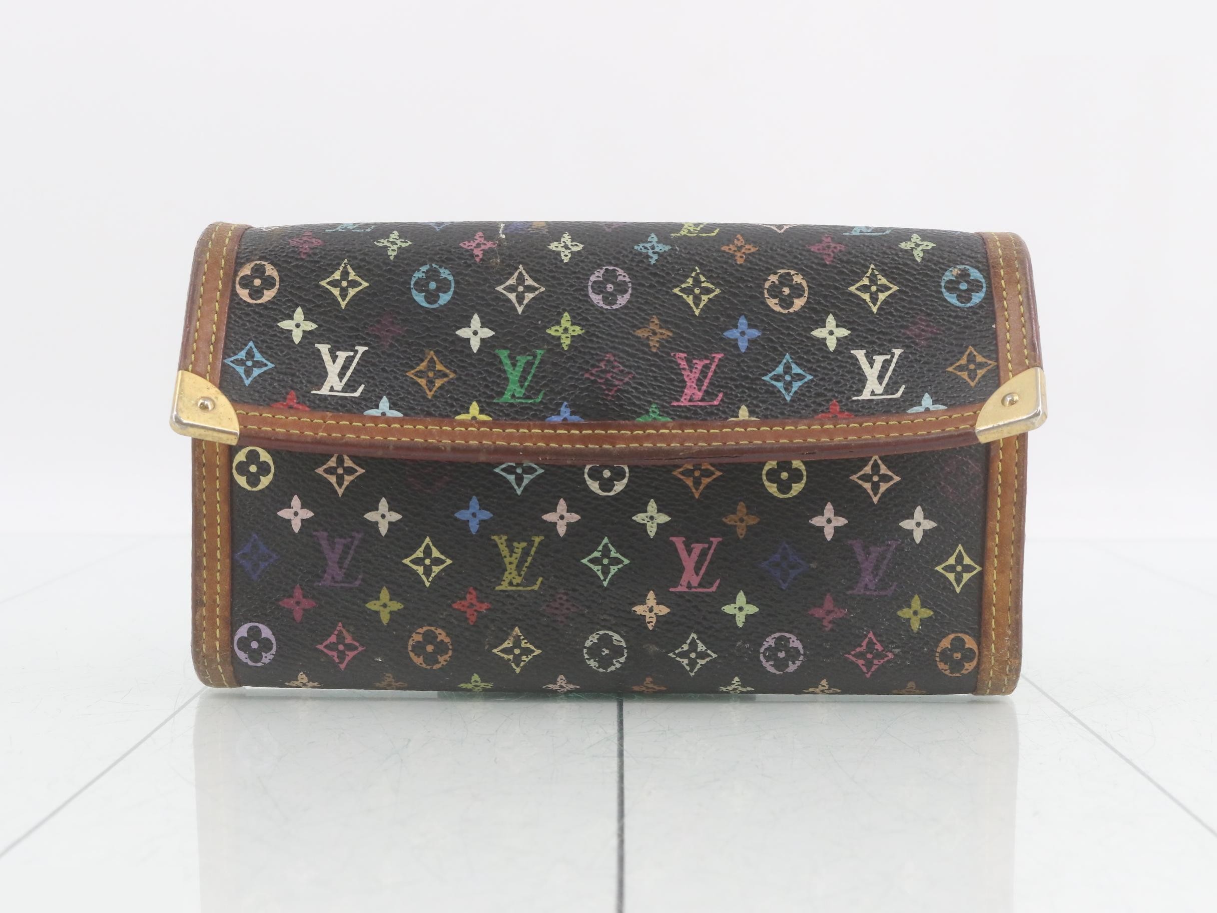 LV Multicolor Portefeuille Tresor International Long Wallet