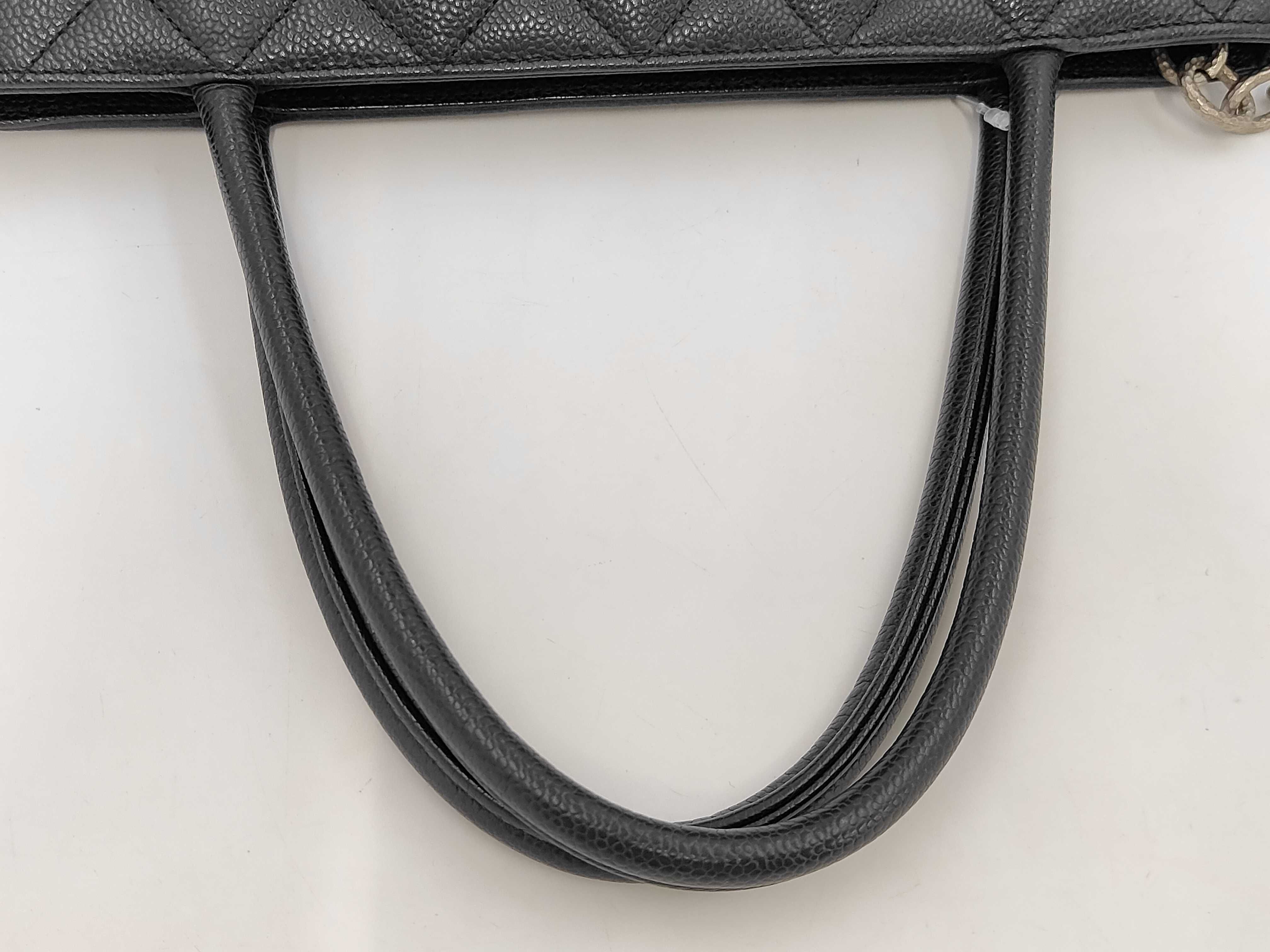 Reprint Tote Matelasse Caviar Skin Handbag — view 5