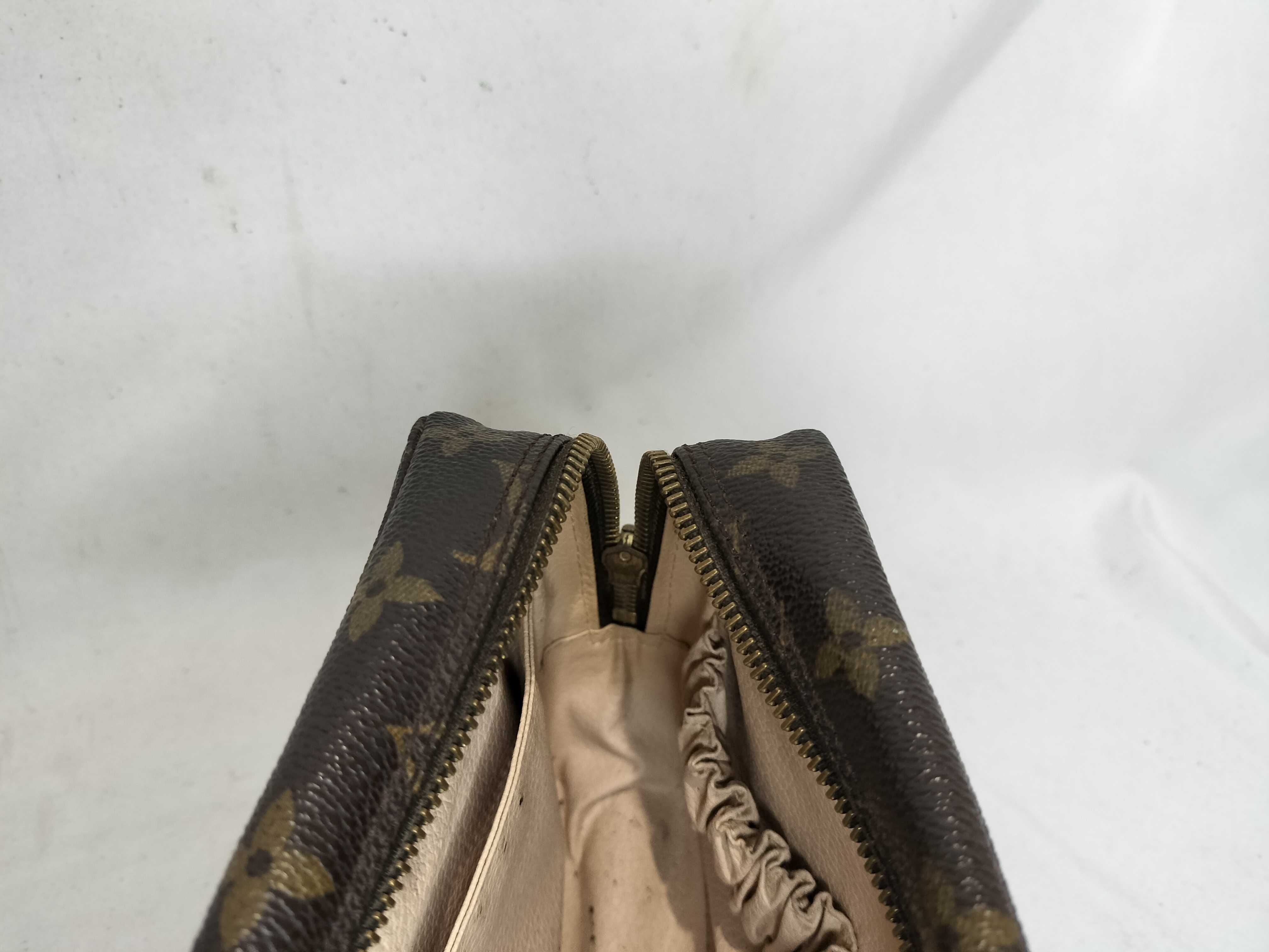 Monogram Trouse Toilette 23 Second Bag — view 8