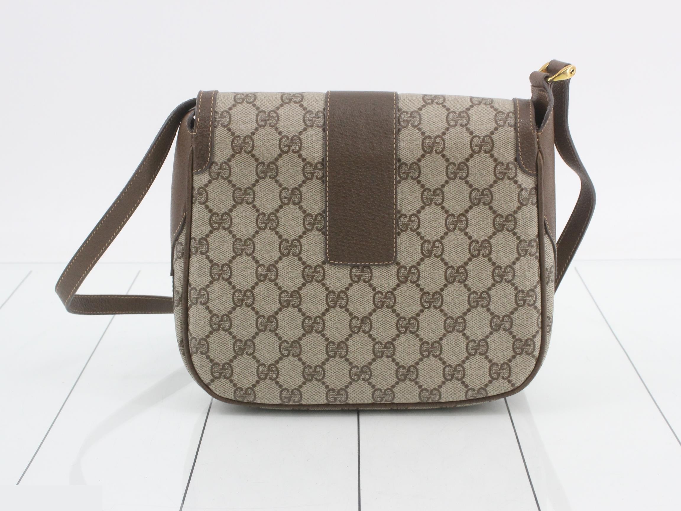 GG Supreme Shoulder Bag — view 2