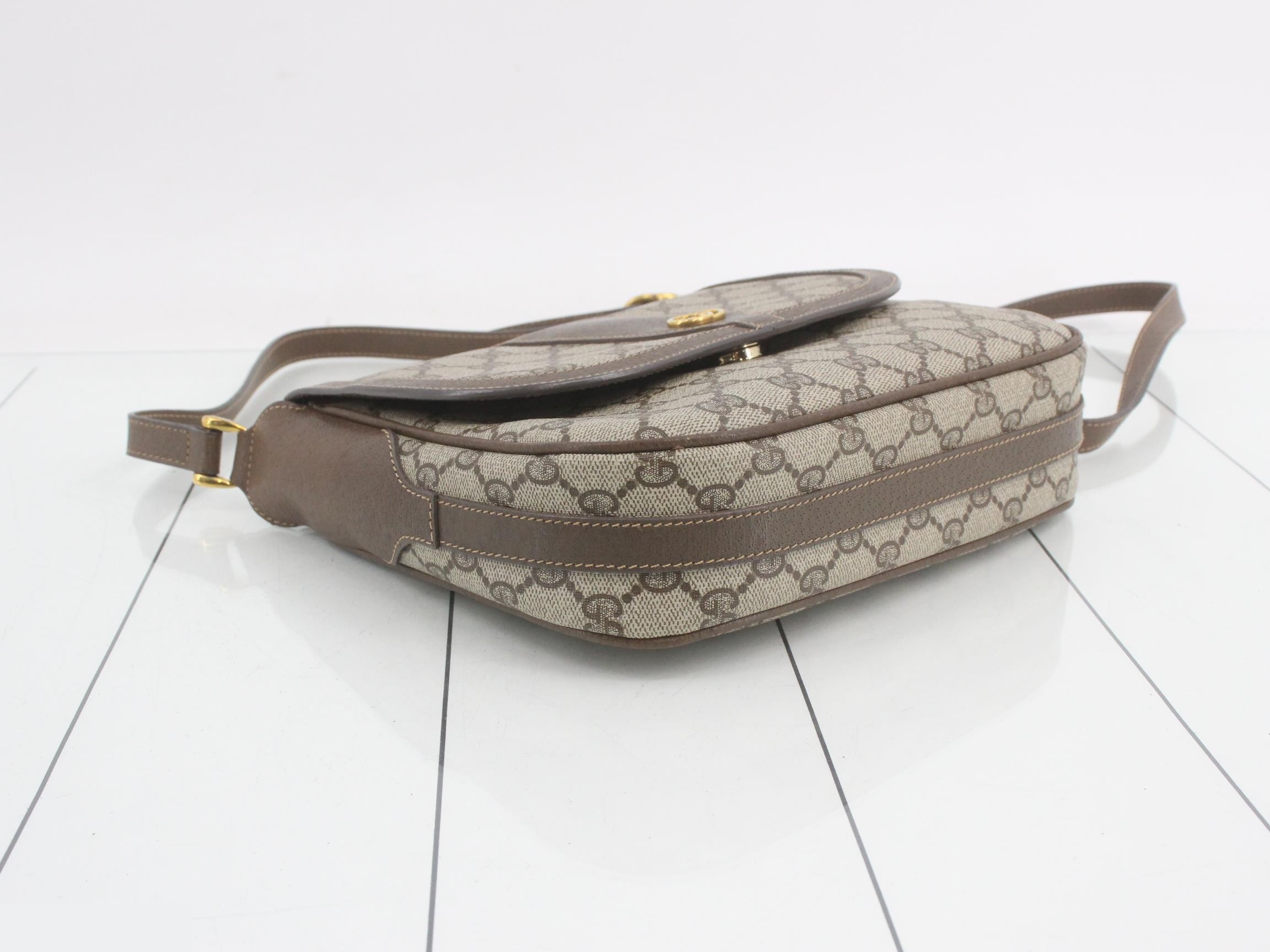 GG Supreme Shoulder Bag — view 5