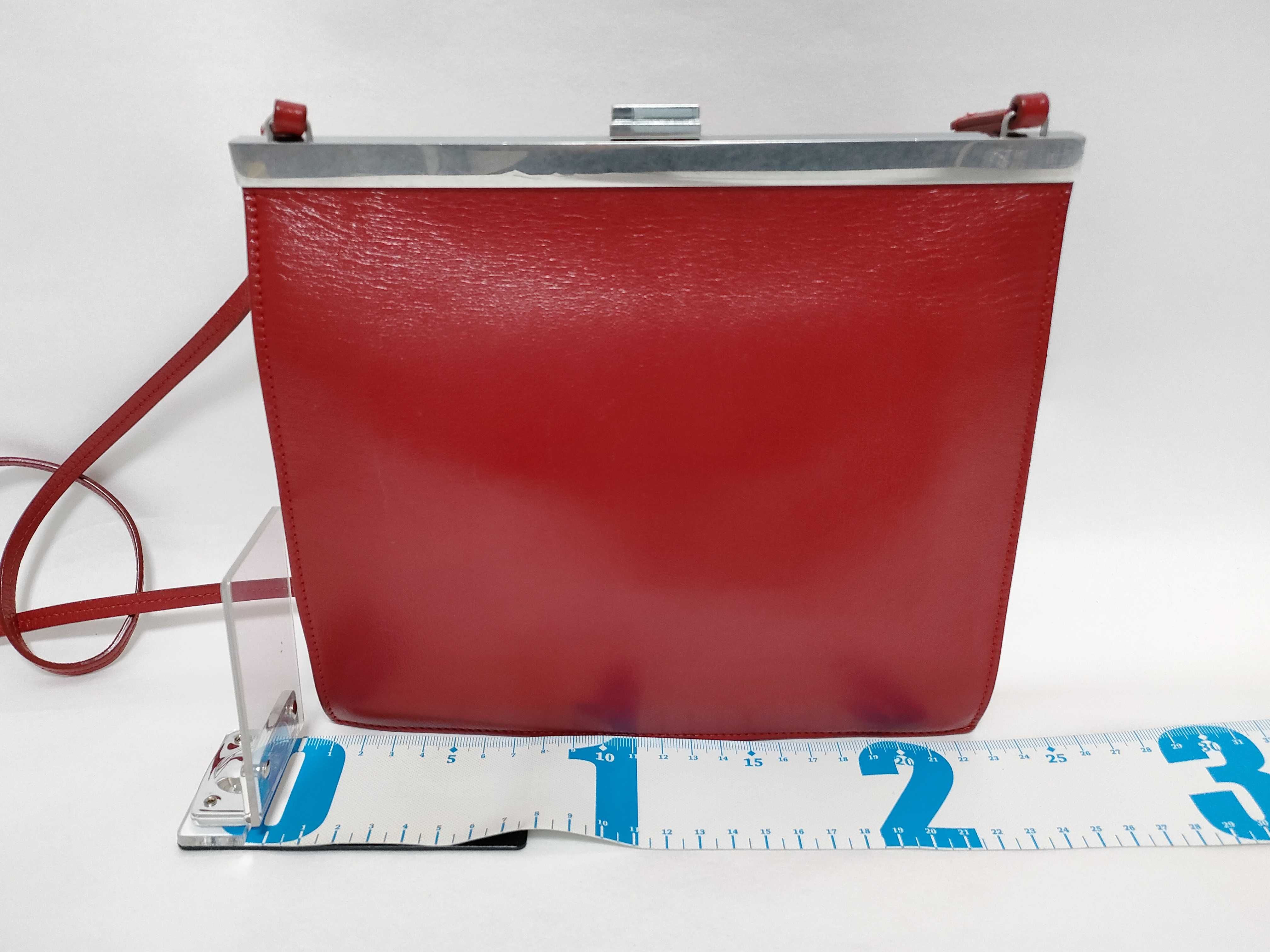 Clasp Mini Leather Shoulder Bag Red Shoulder Bag — view 2